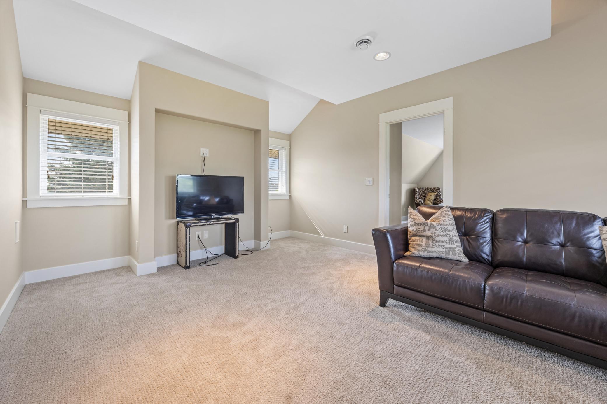 2508 Rose Creek Parkway S