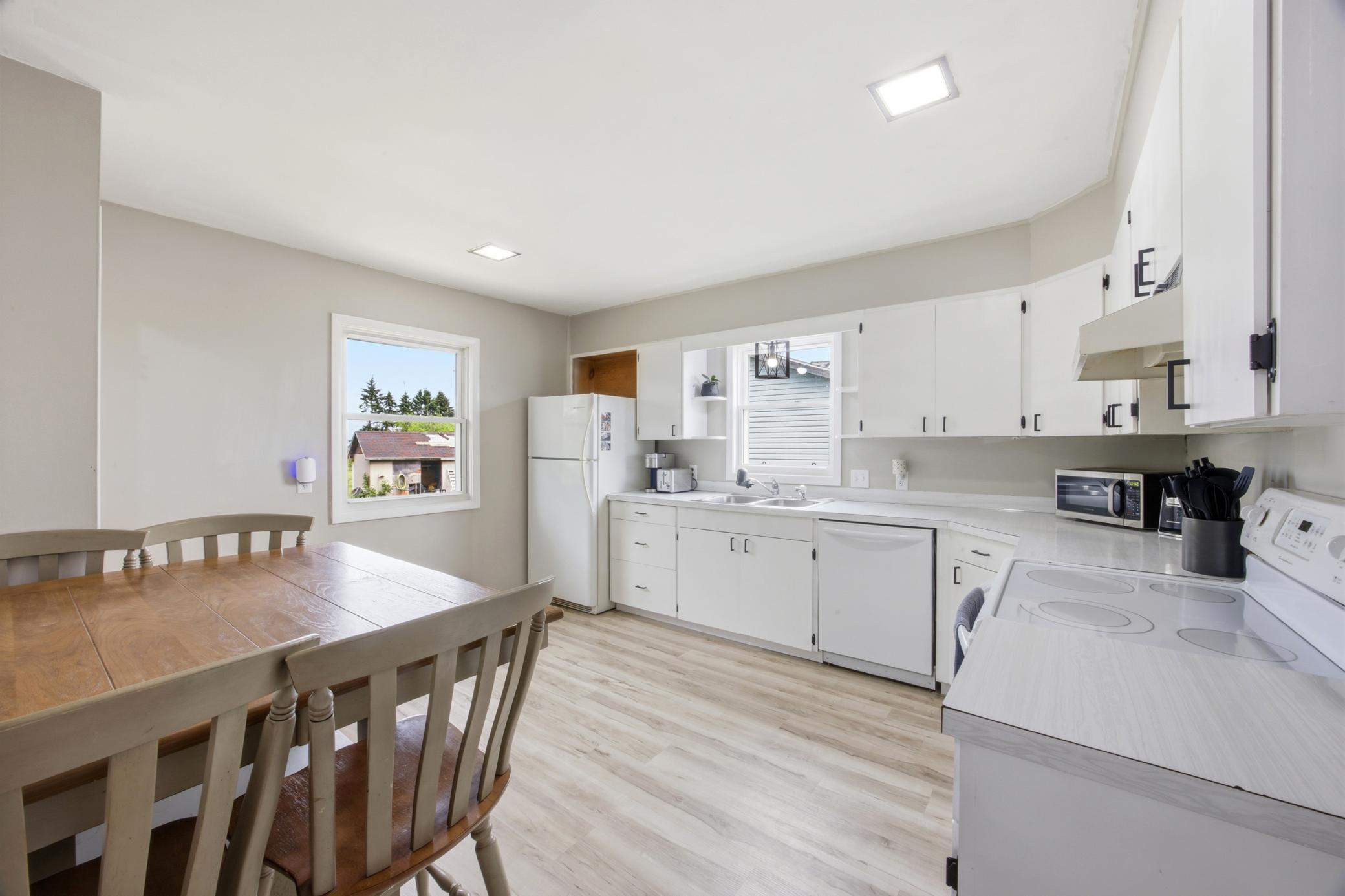 333 3rd Avenue E