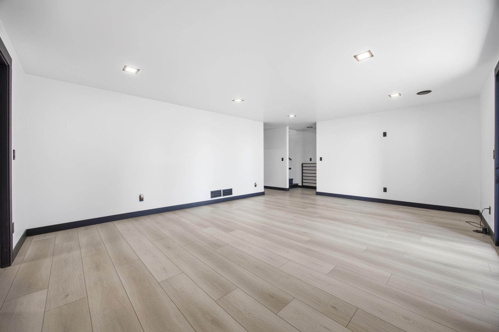 826 Shorewood Drive