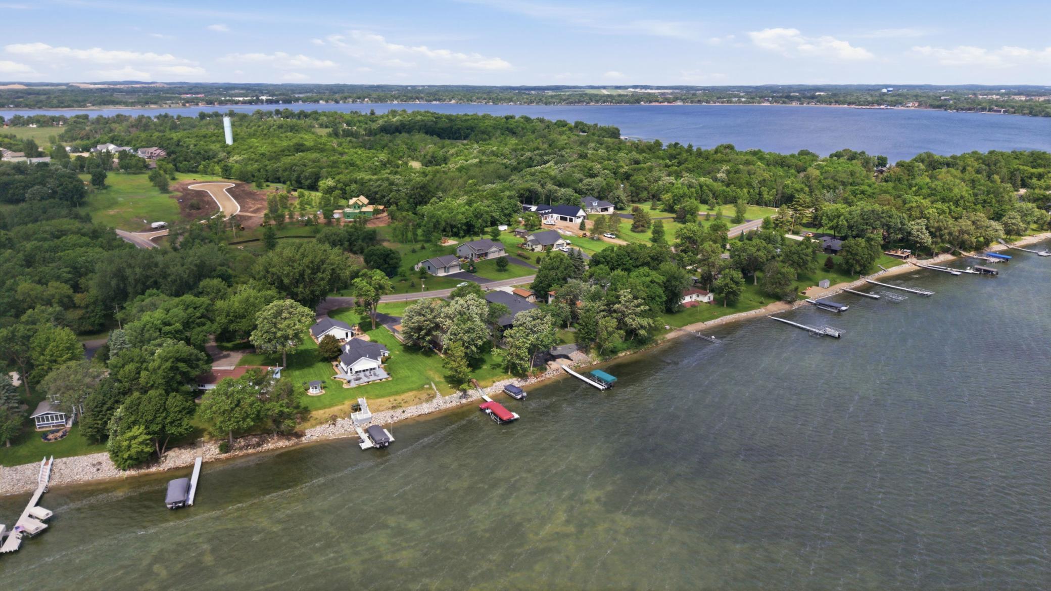 826 Shorewood Drive