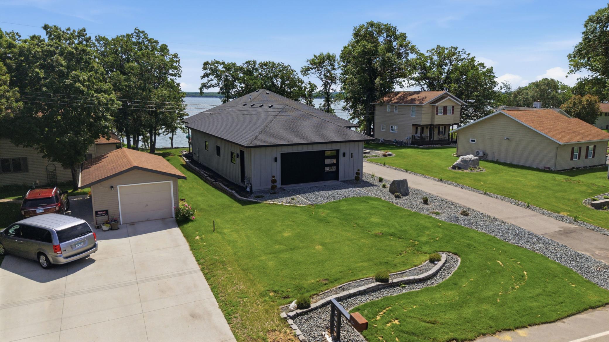 826 Shorewood Drive