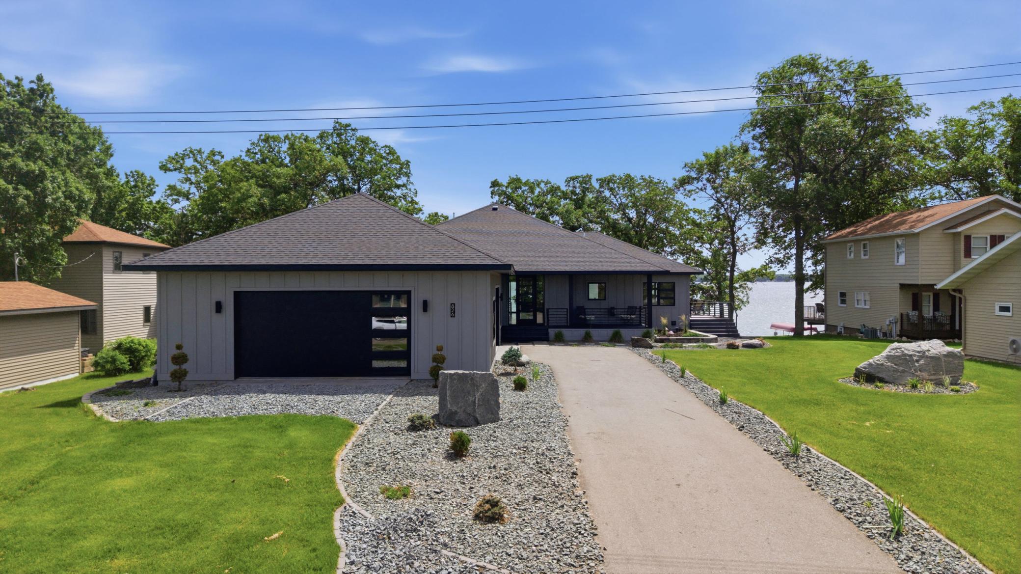 826 Shorewood Drive