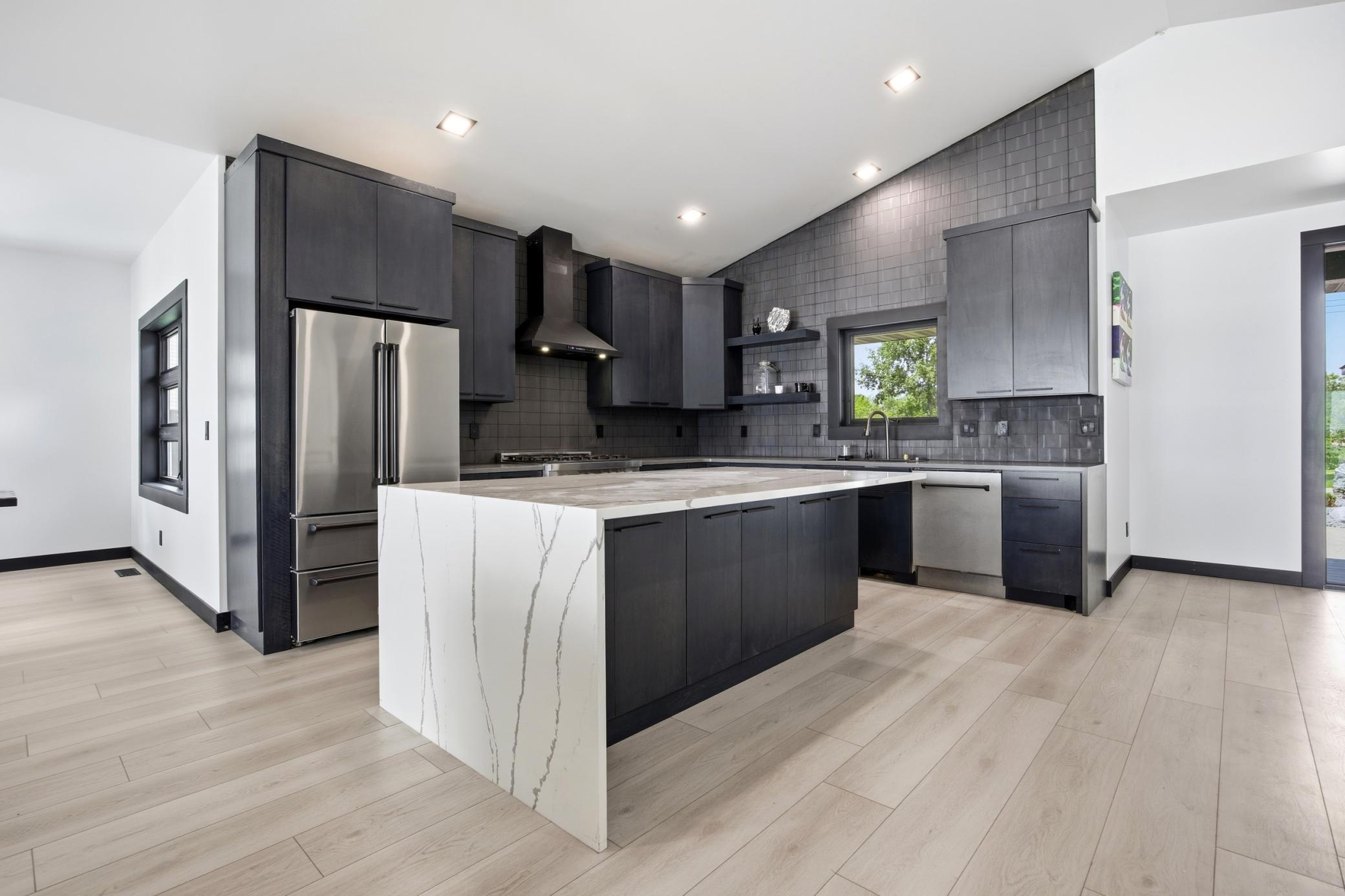 826 Shorewood Drive