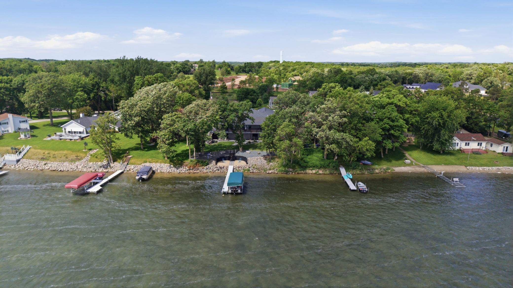 826 Shorewood Drive