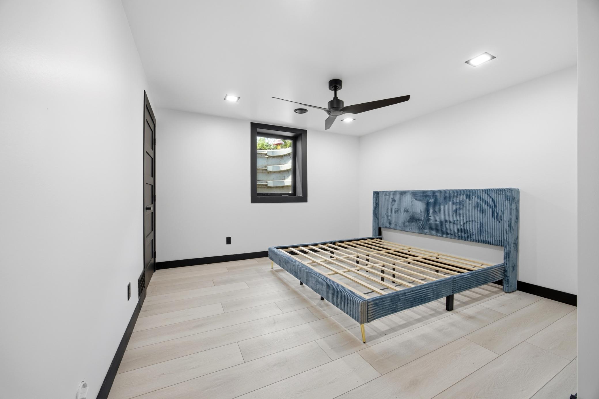 826 Shorewood Drive