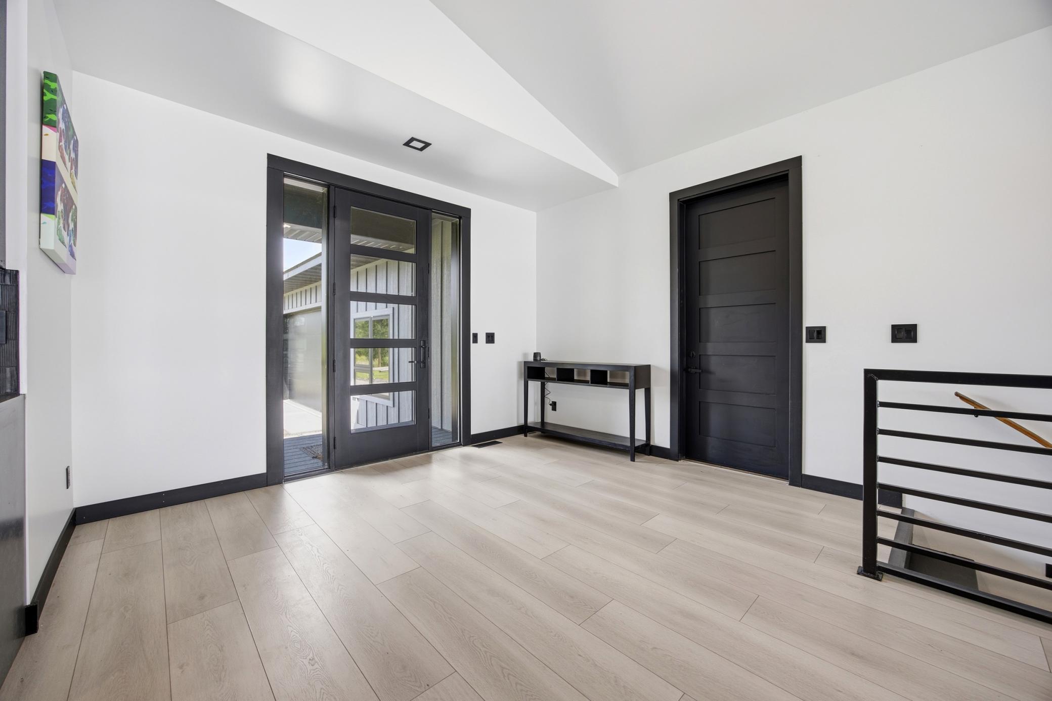 826 Shorewood Drive