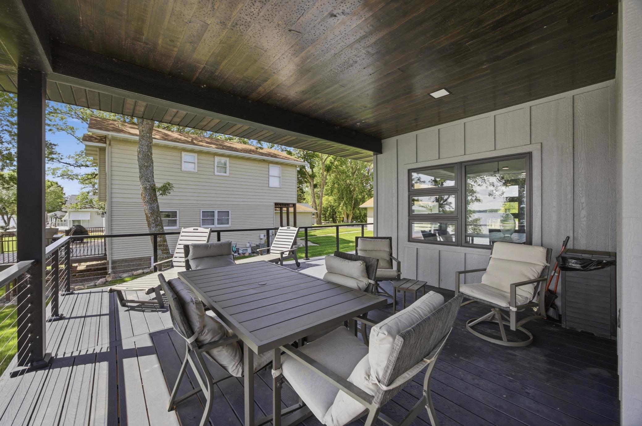 826 Shorewood Drive
