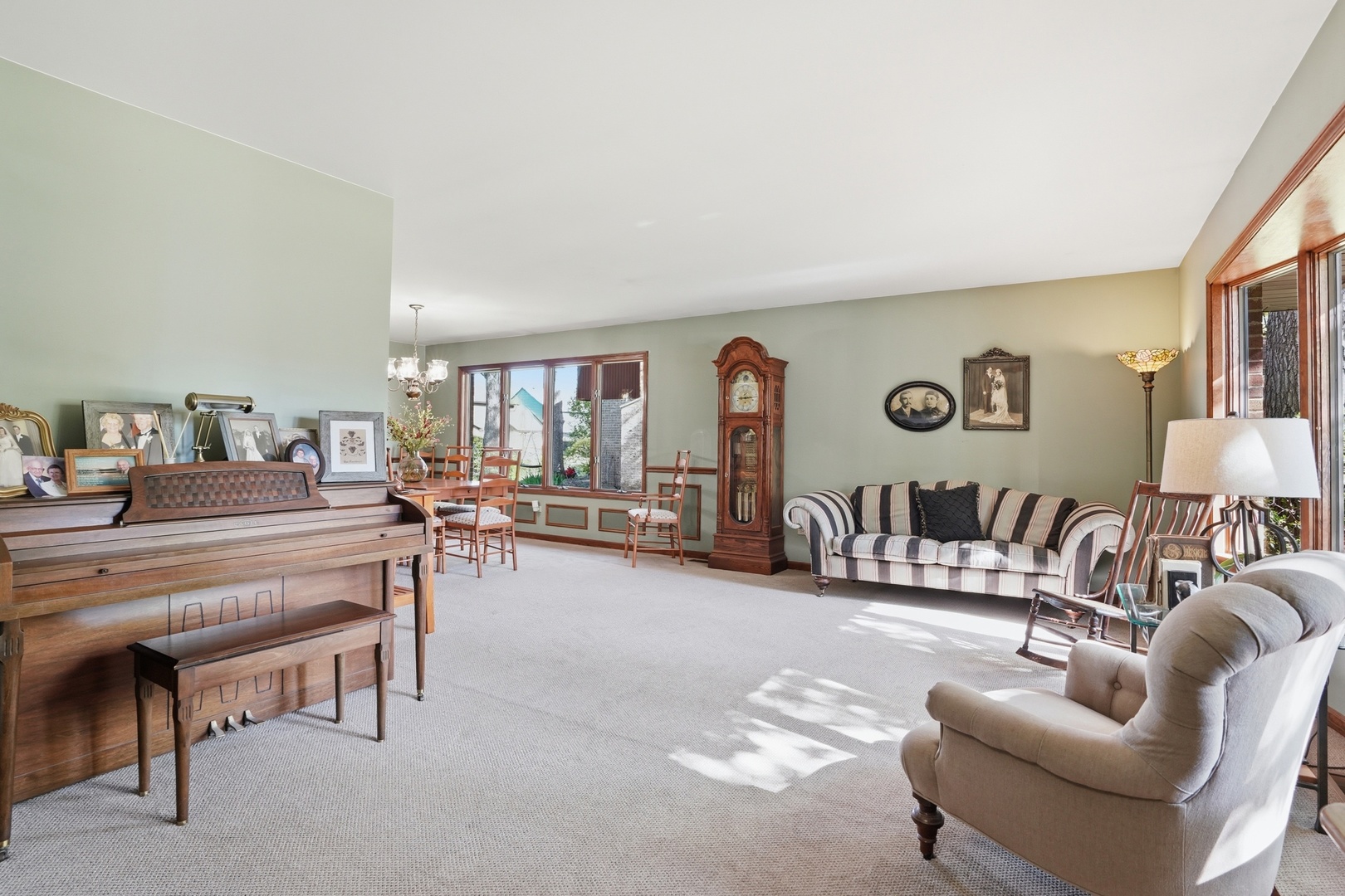 18070 Whitman Lane
