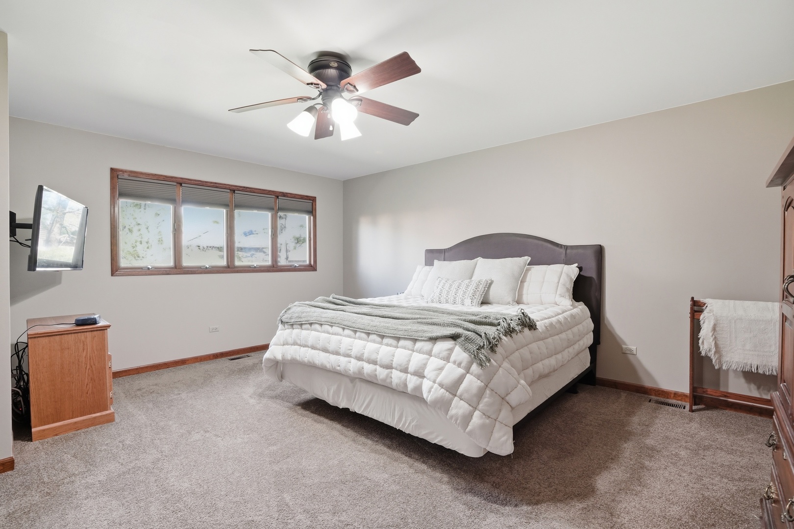 18070 Whitman Lane