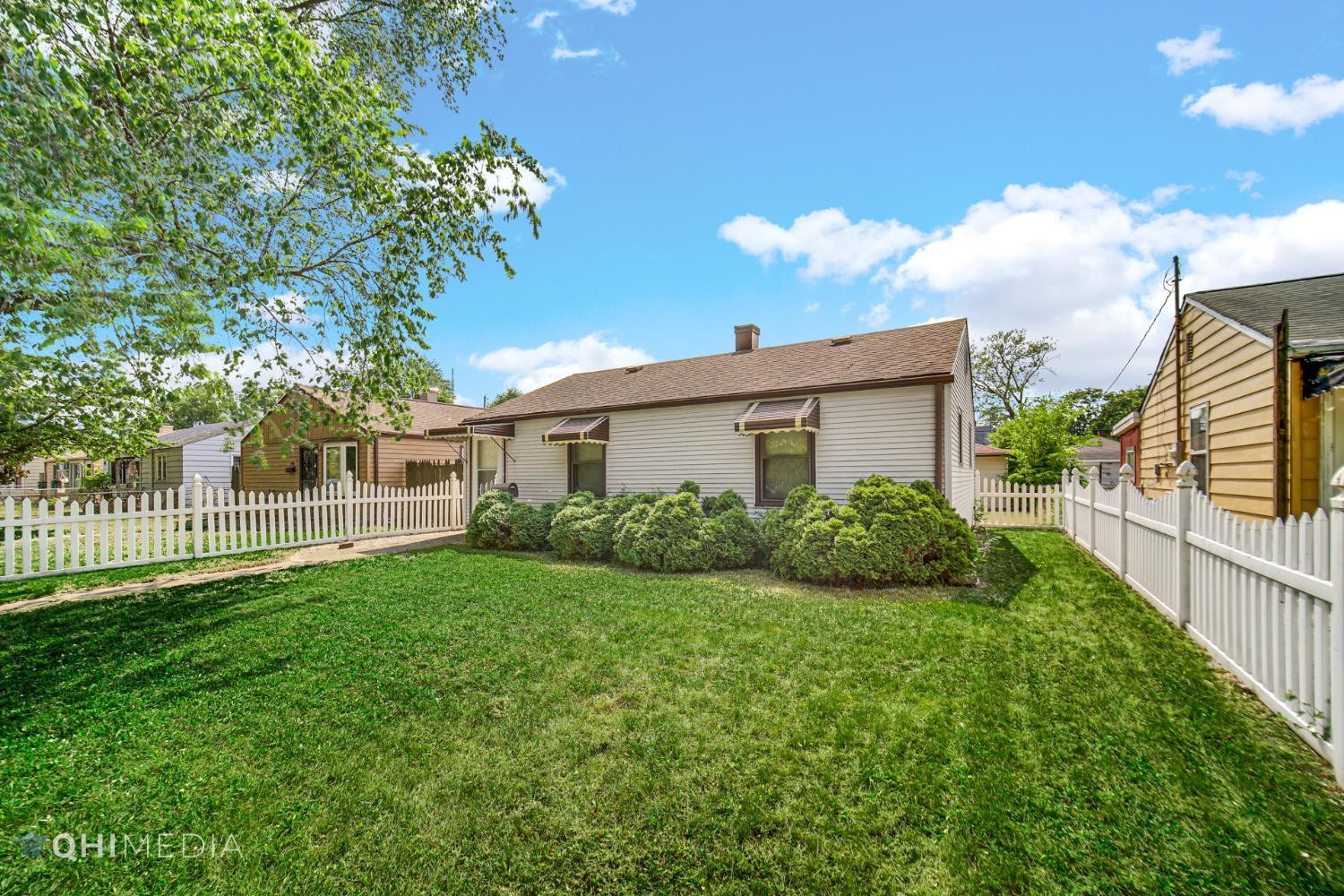 4414 Columbia Avenue