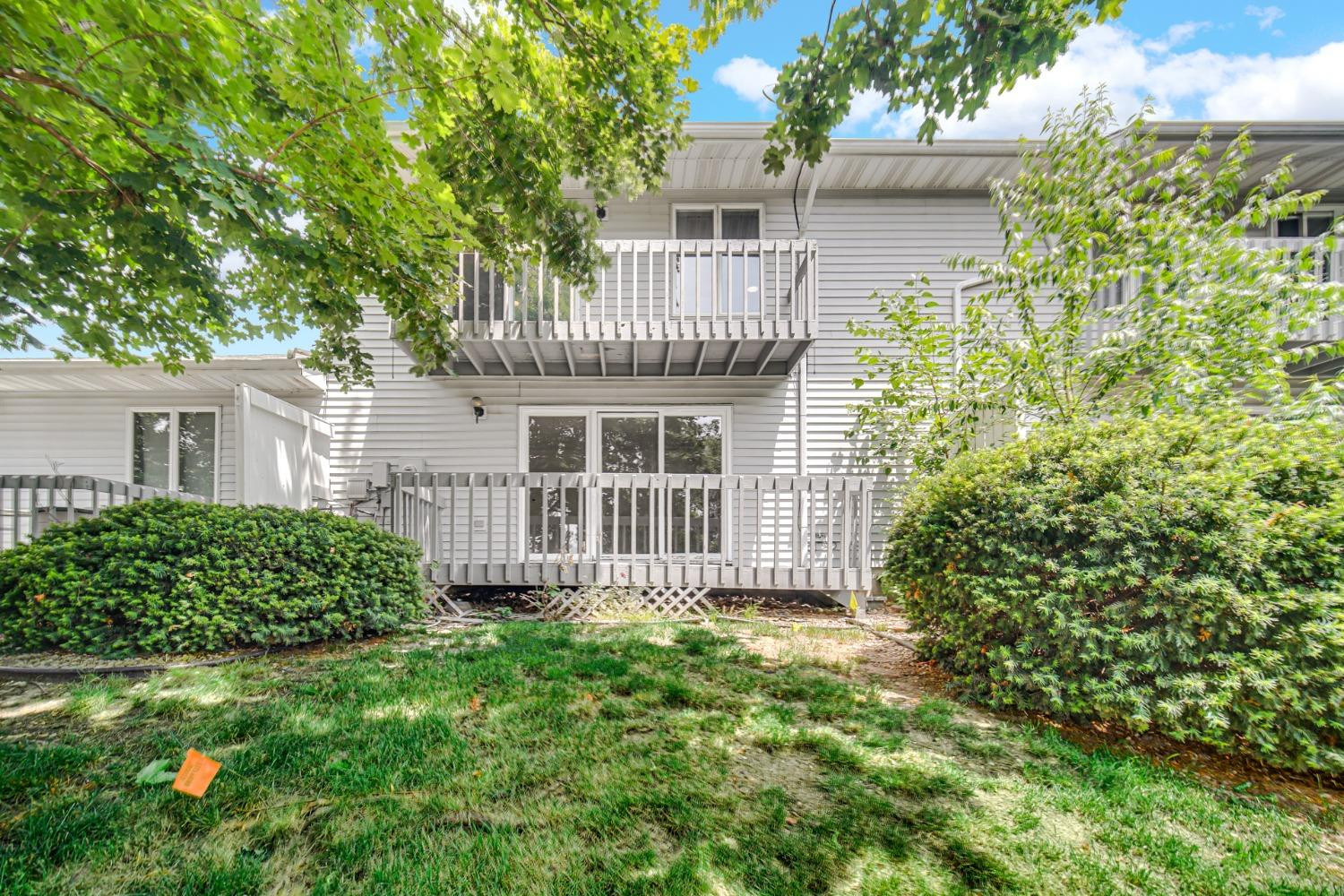 2582 Brookwood Drive