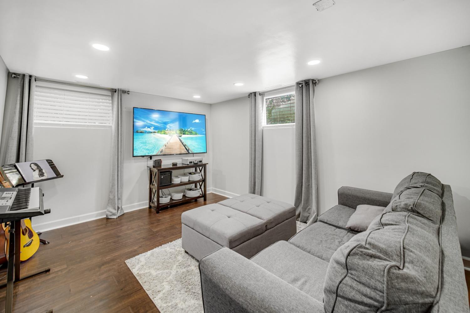 8420 Hawthorne Drive