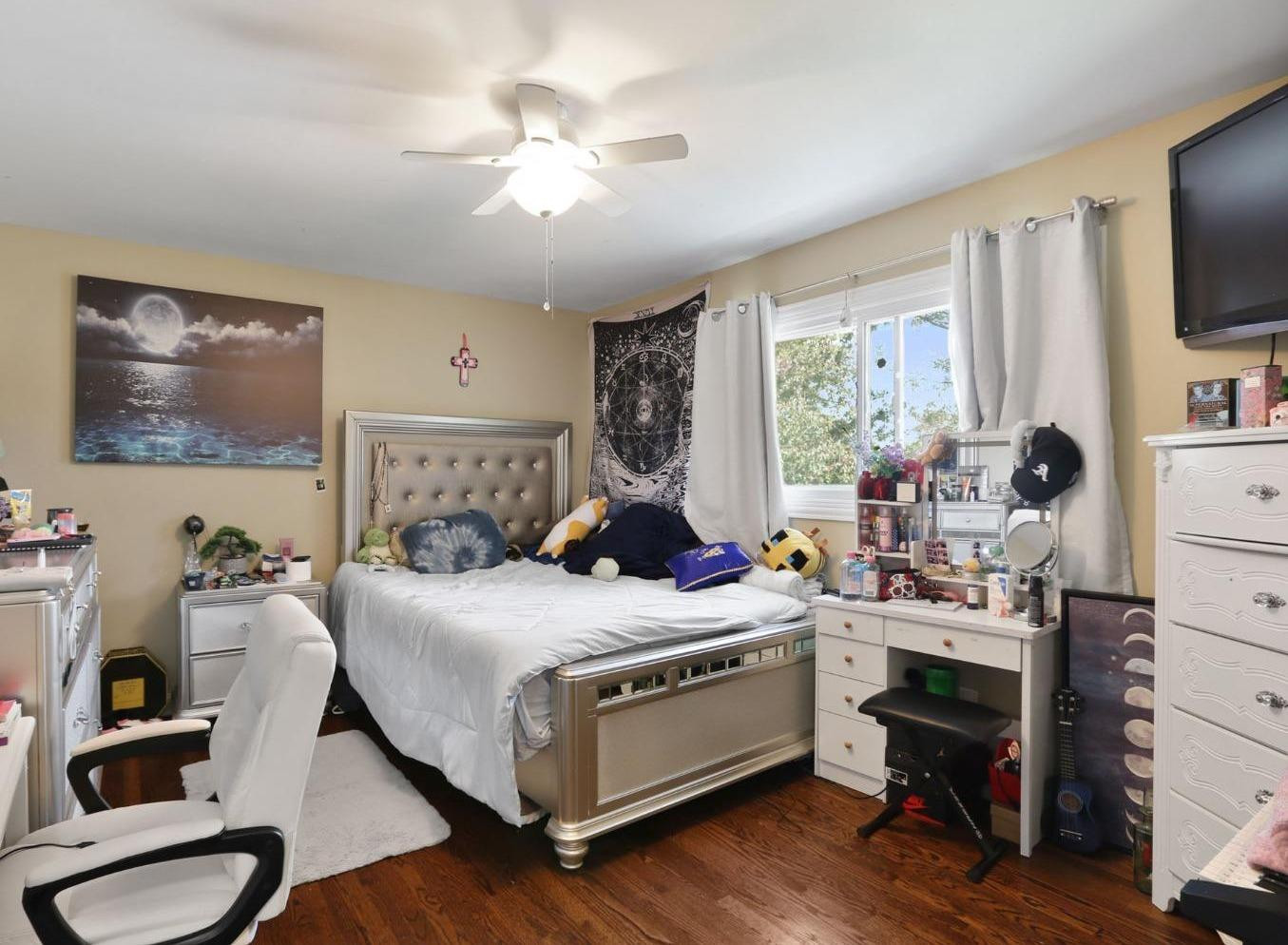 1126 Fran Lin Parkway