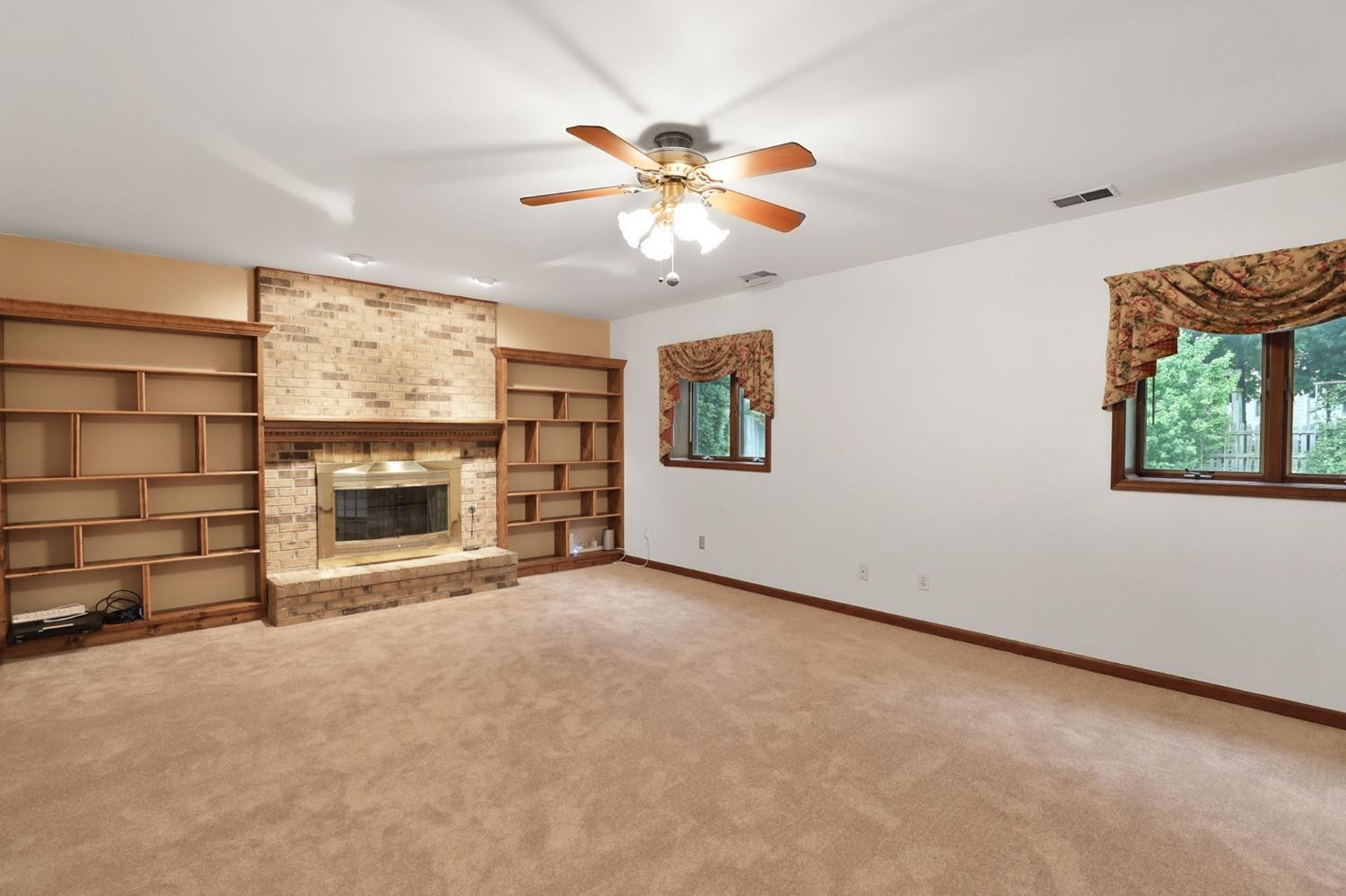 6939 Forest Ridge Drive