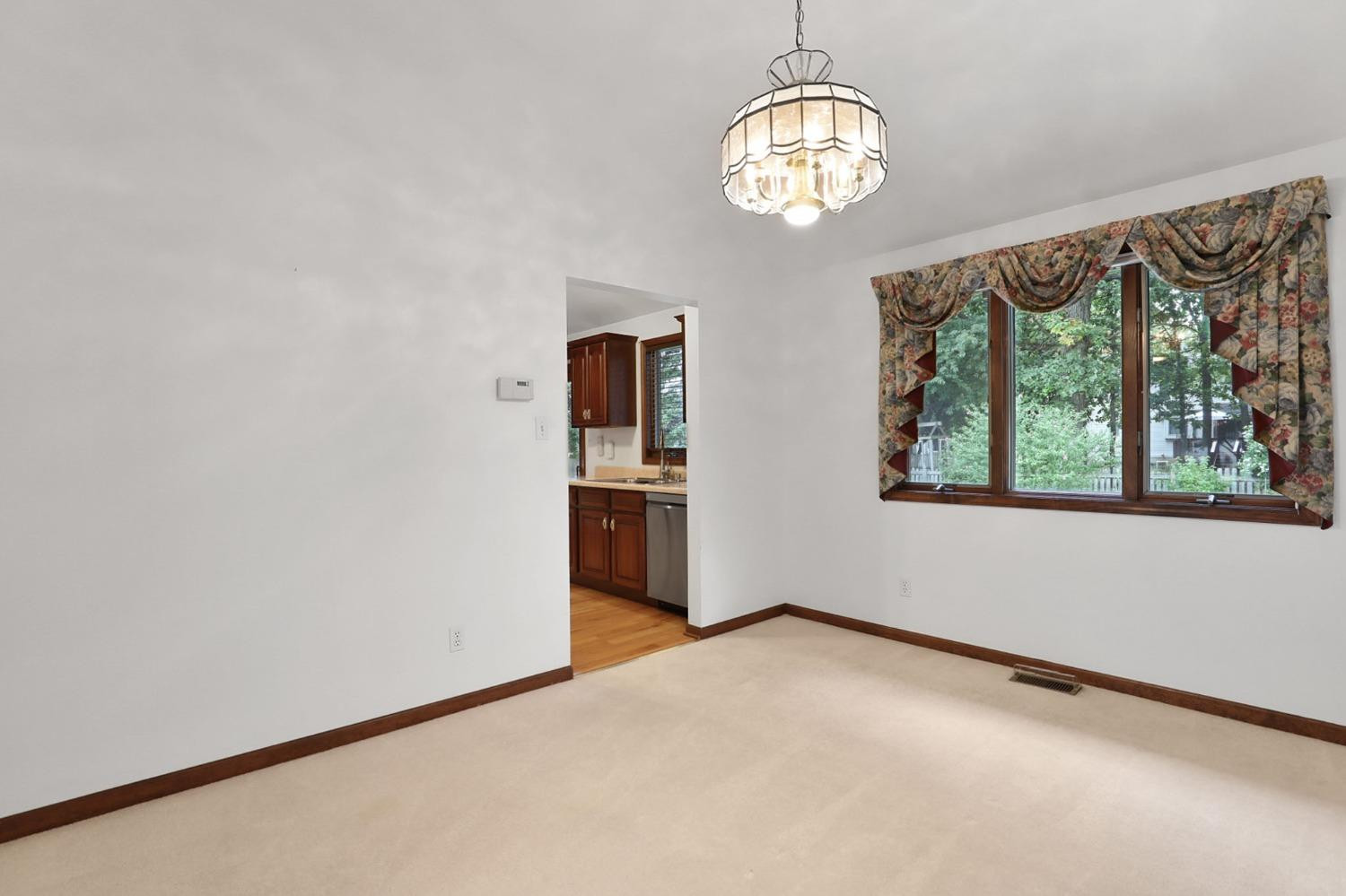 6939 Forest Ridge Drive