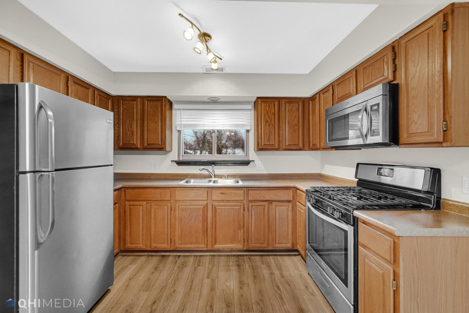 865 Summit Park Court N