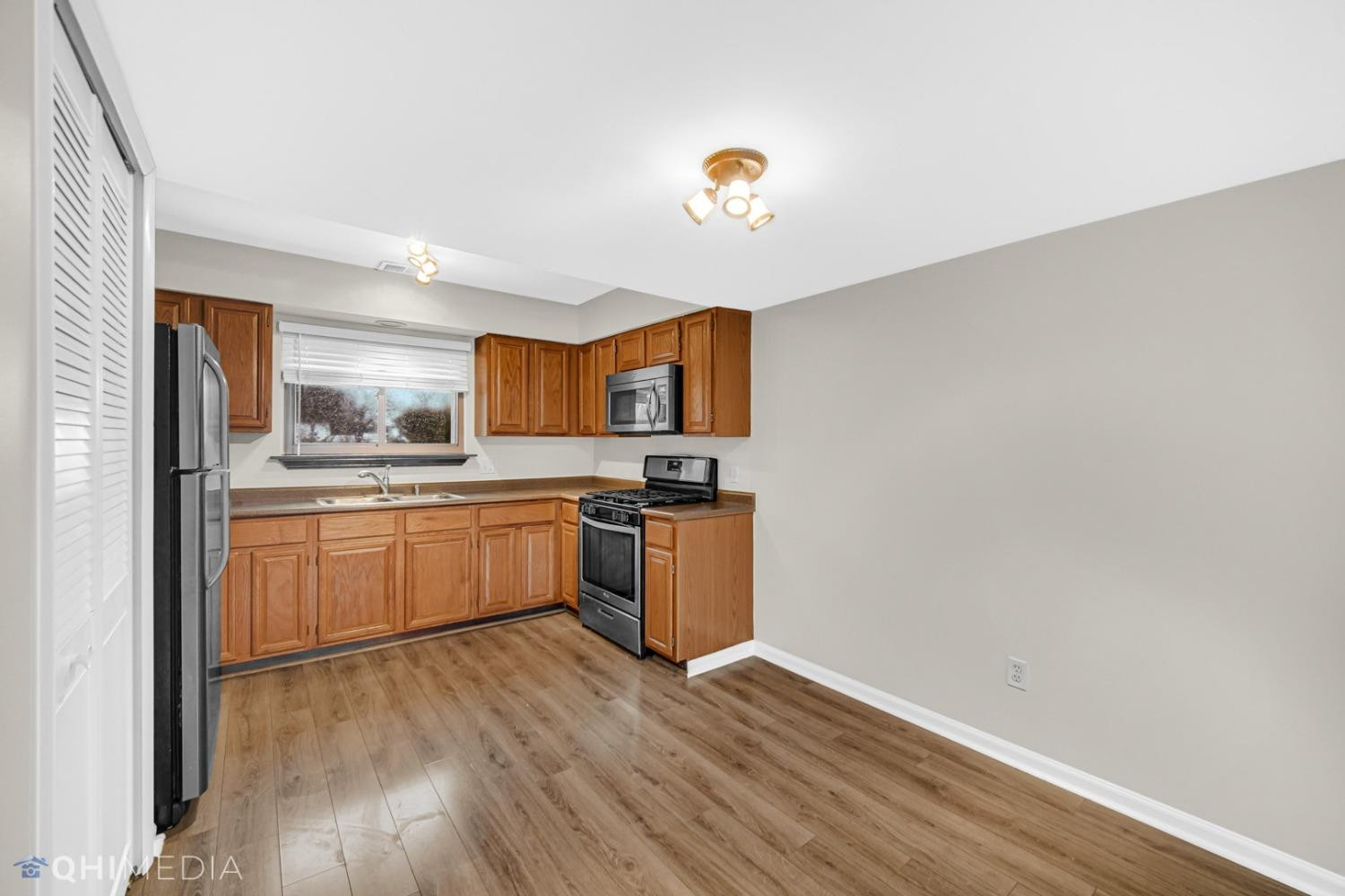 865 Summit Park Court N