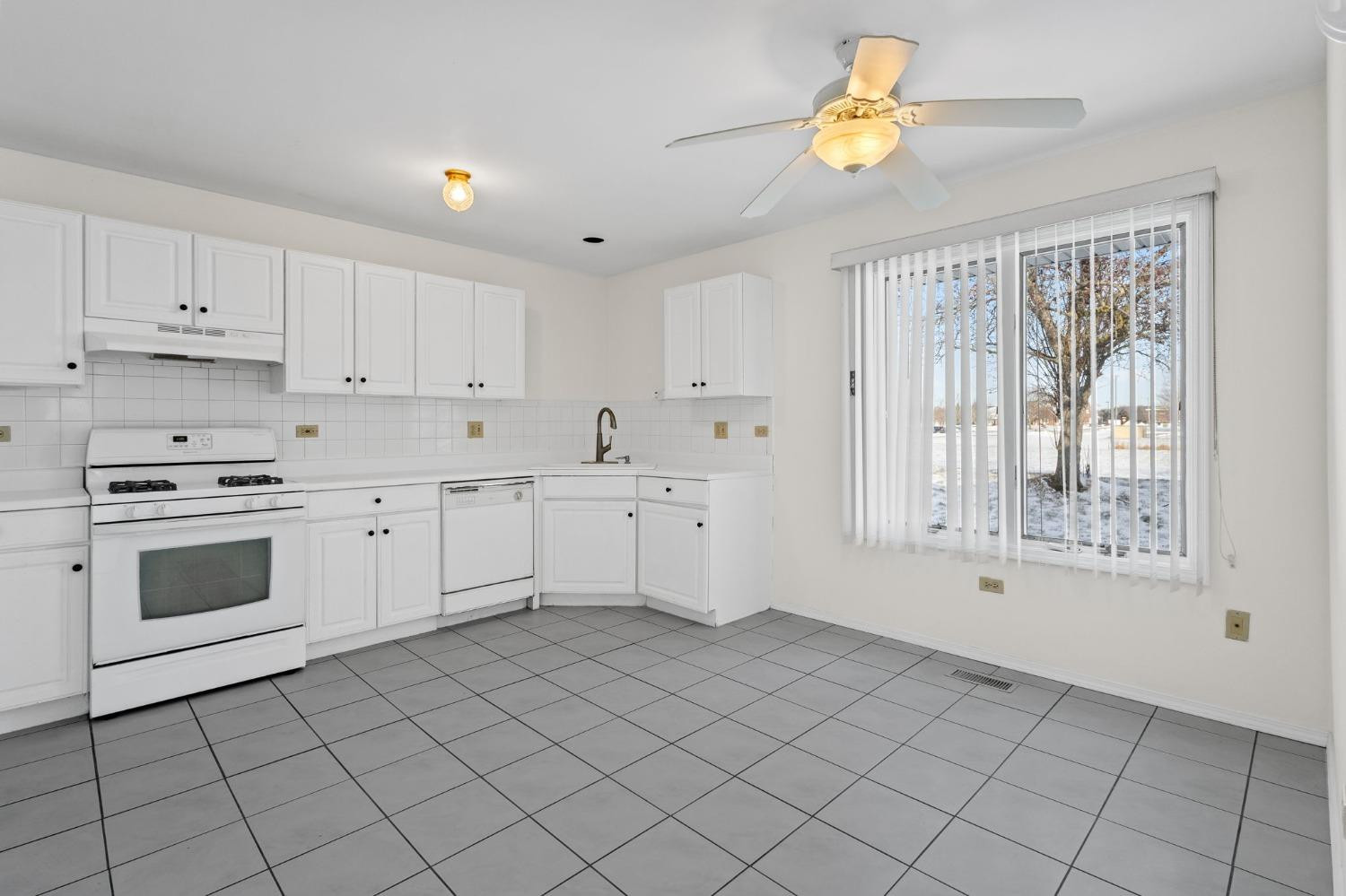 9903 Pheasant Lane