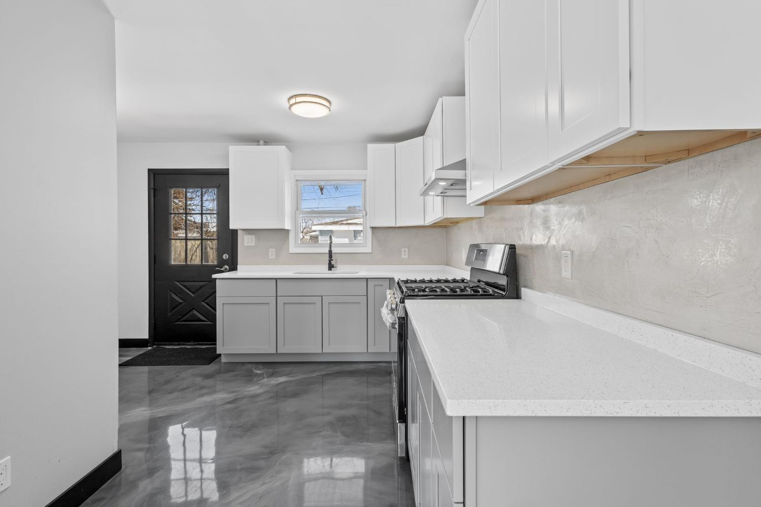 8111 Robertson Place