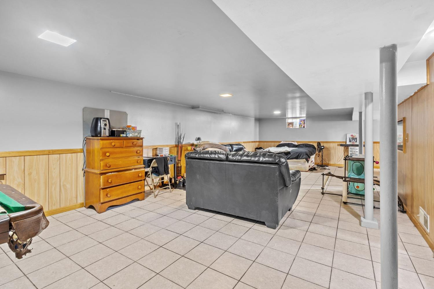 8034 North Drive