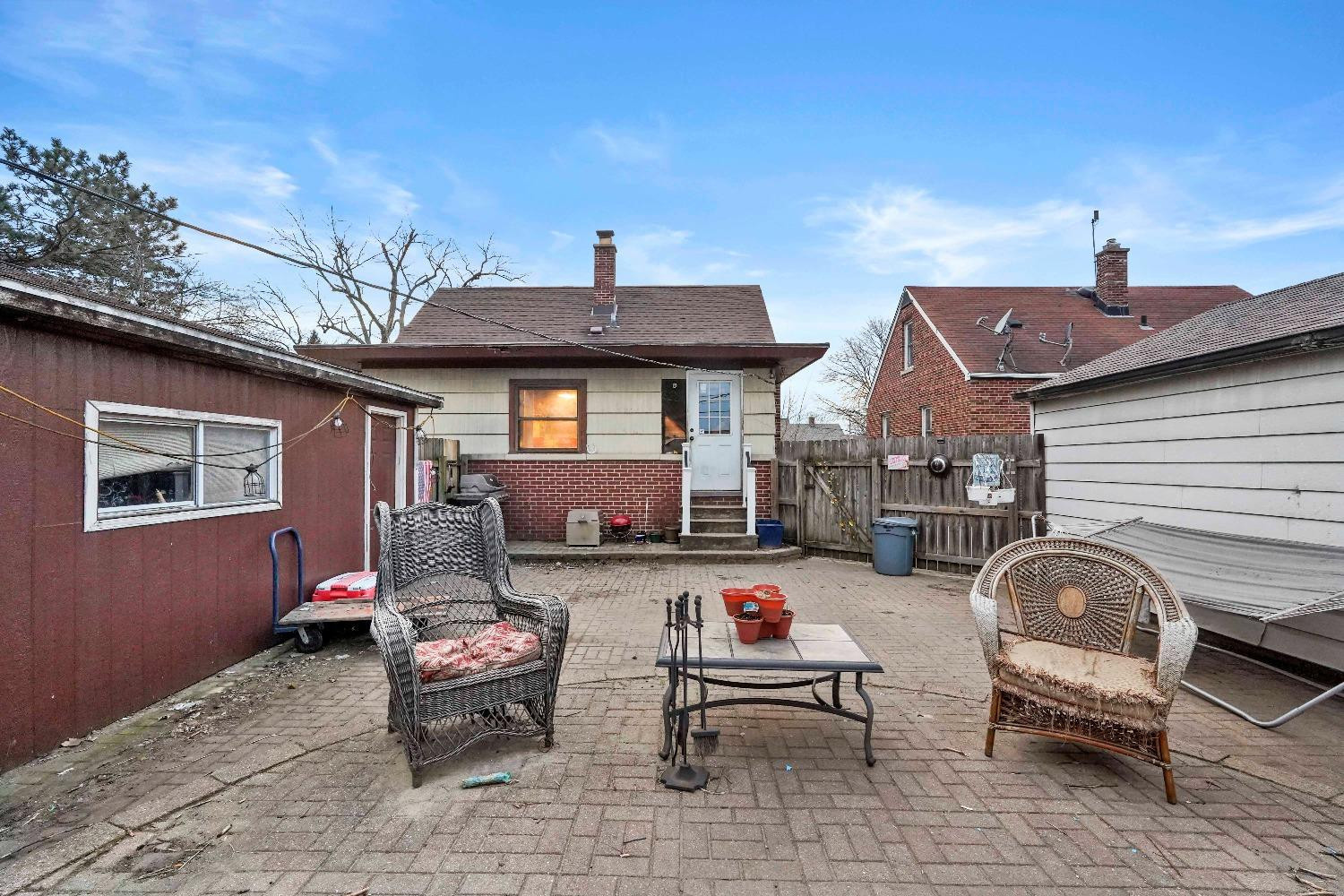 7123 Maplewood Avenue