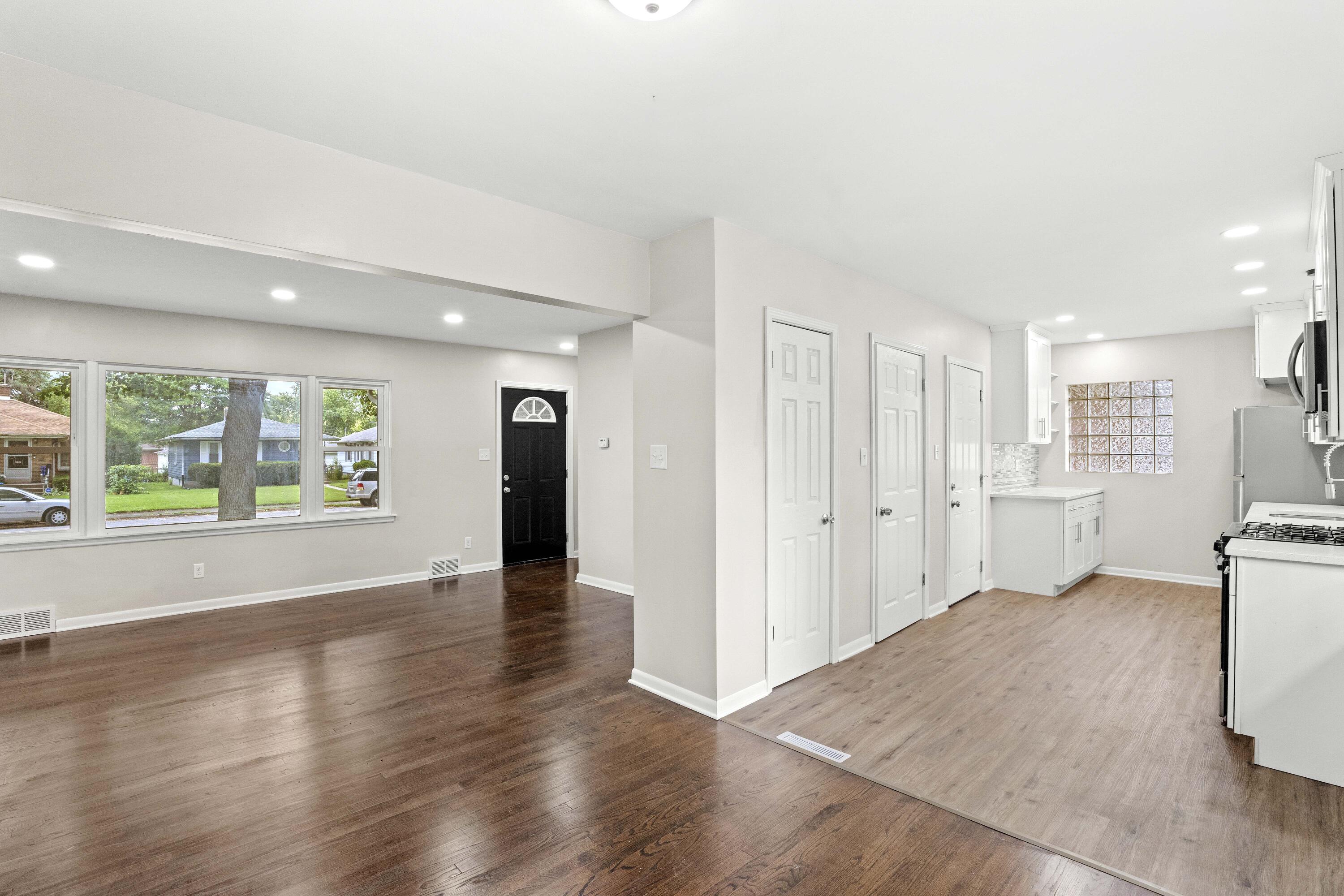 4851 Washington Street