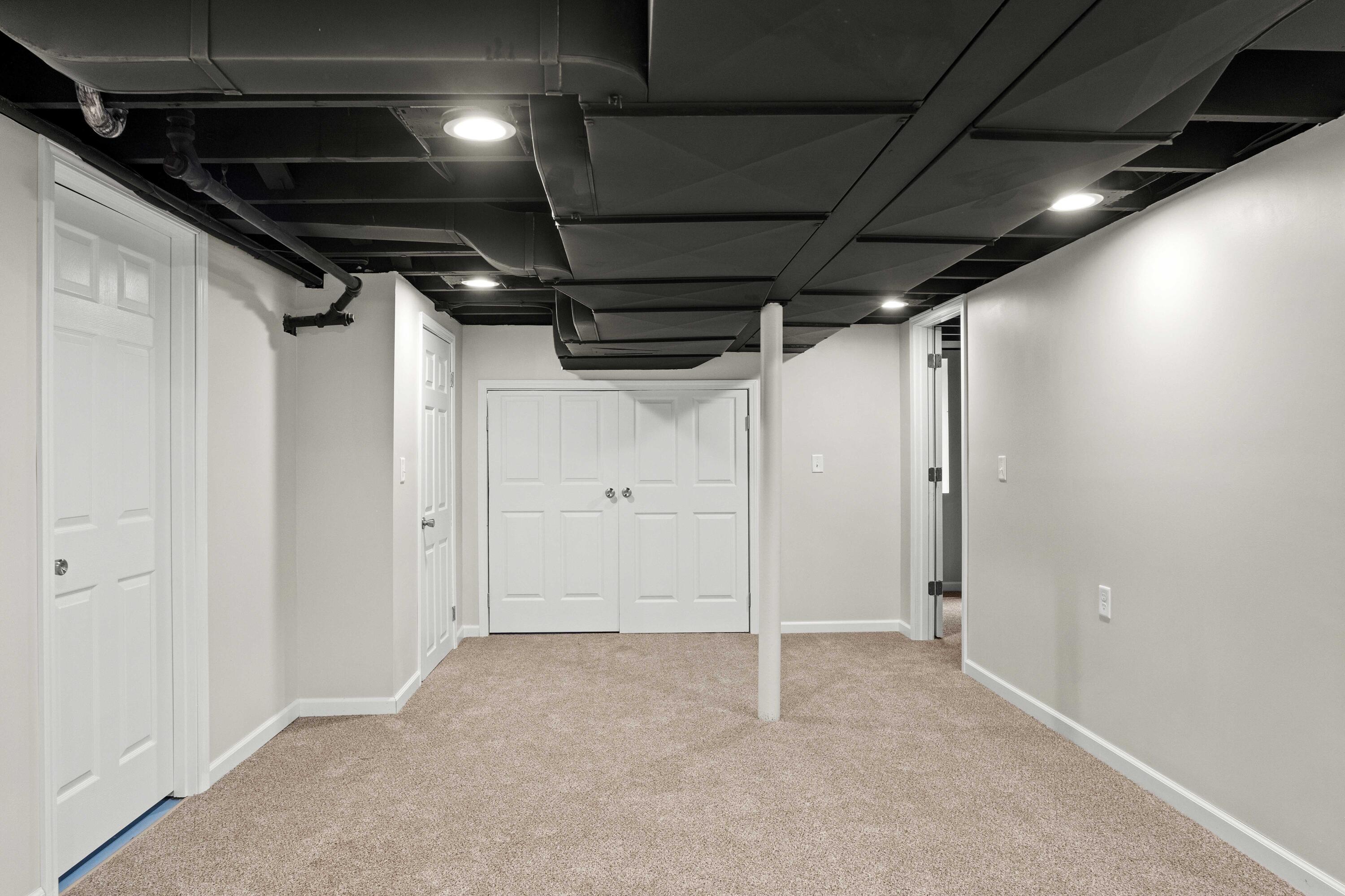 4851 Washington Street