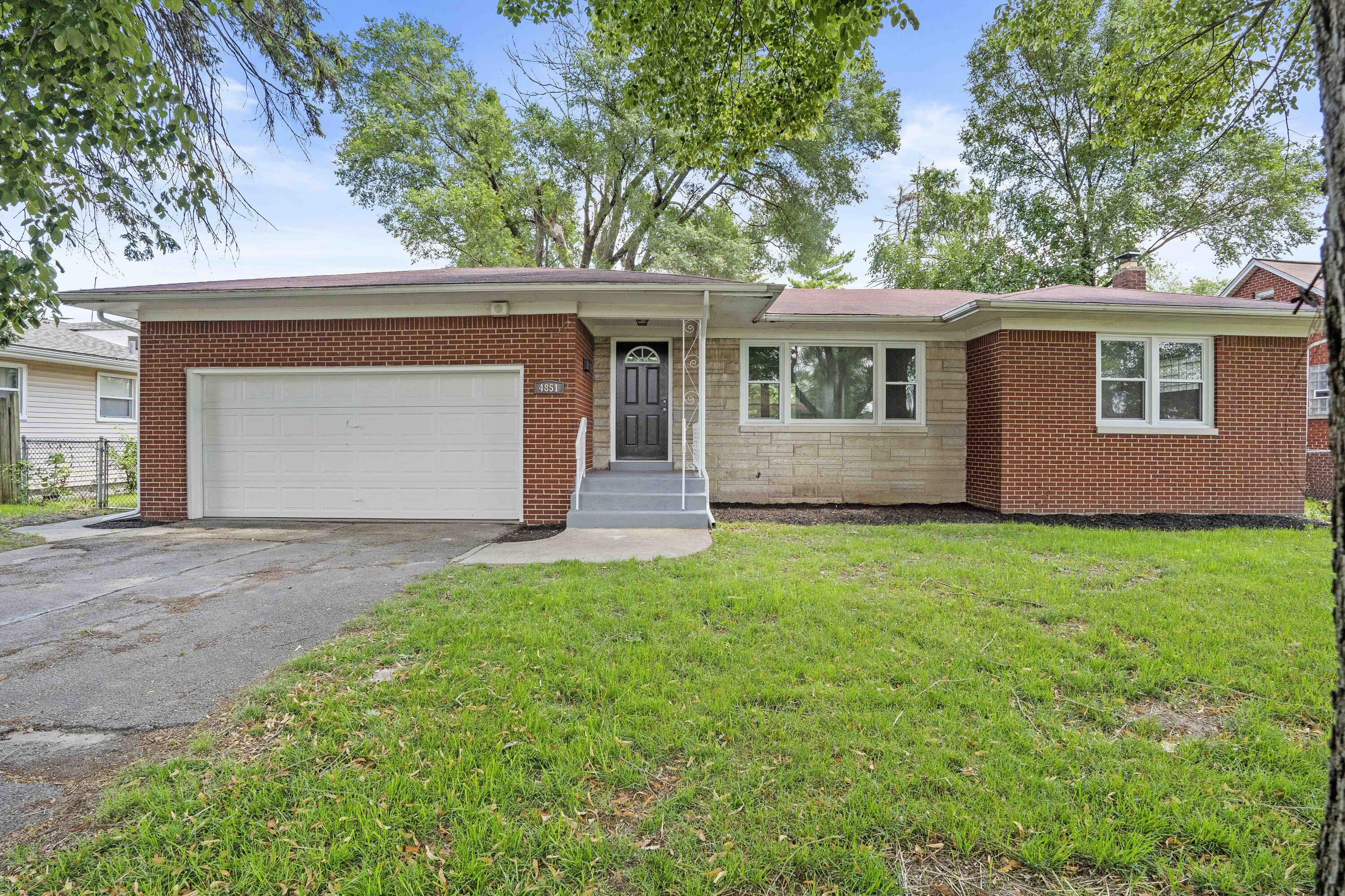 4851 Washington Street