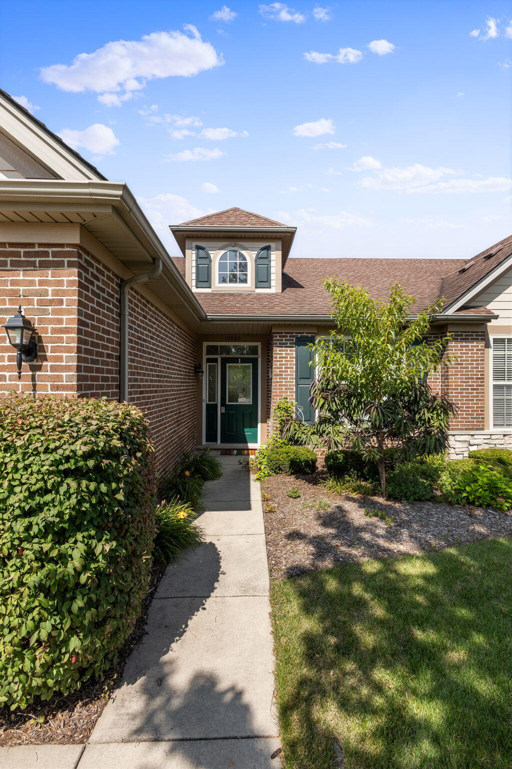 10060 Prairie Knoll Court