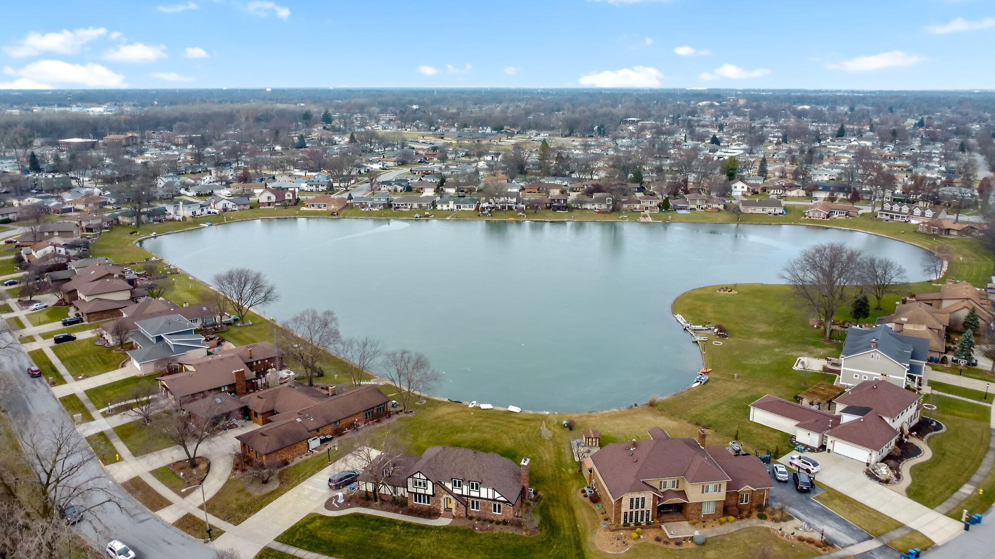 3144 Lakeside Drive
