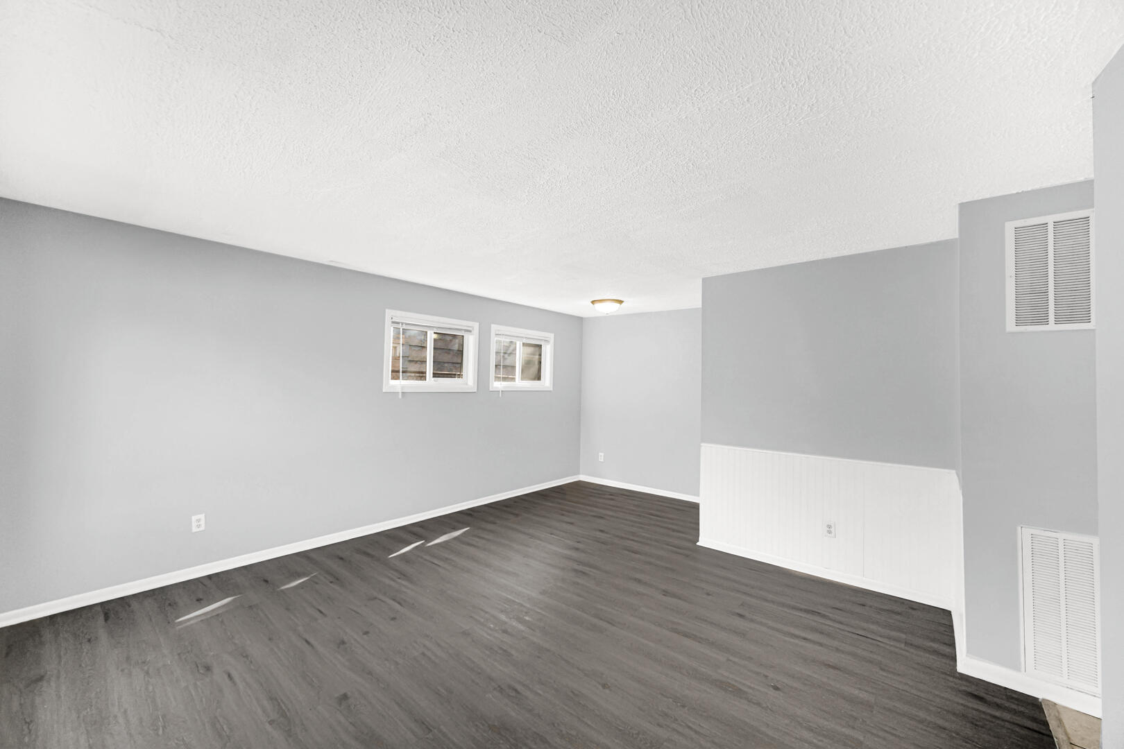 5035 W 9th Avenue