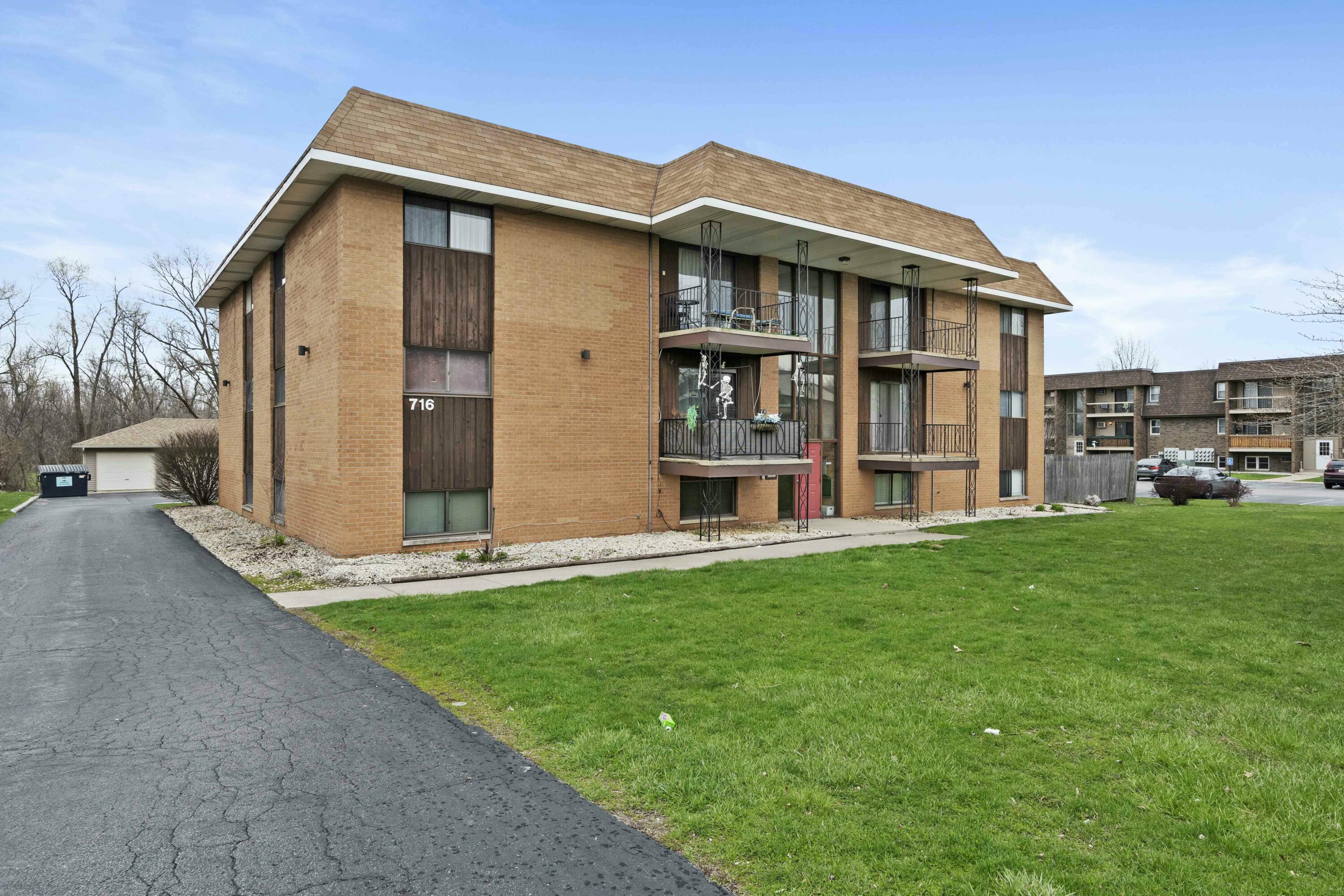 716 Moraine Trace 10