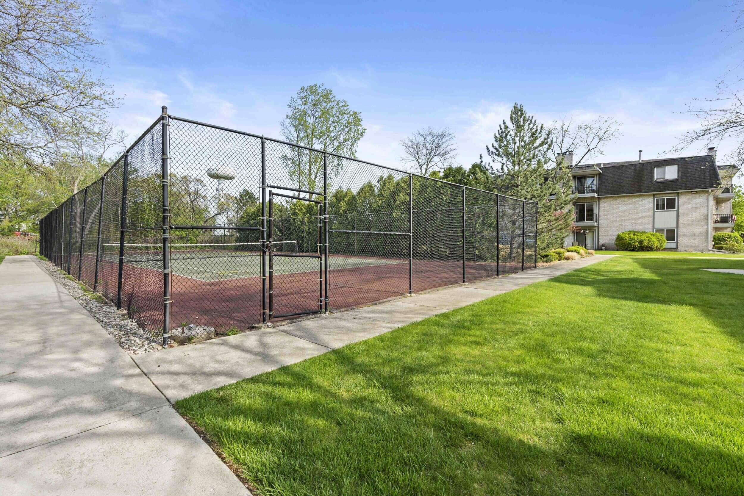 1725 Homan Drive 303