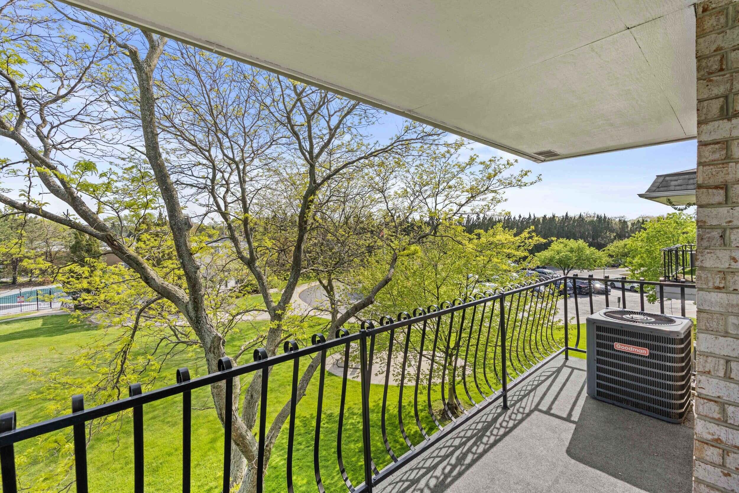 1725 Homan Drive 303