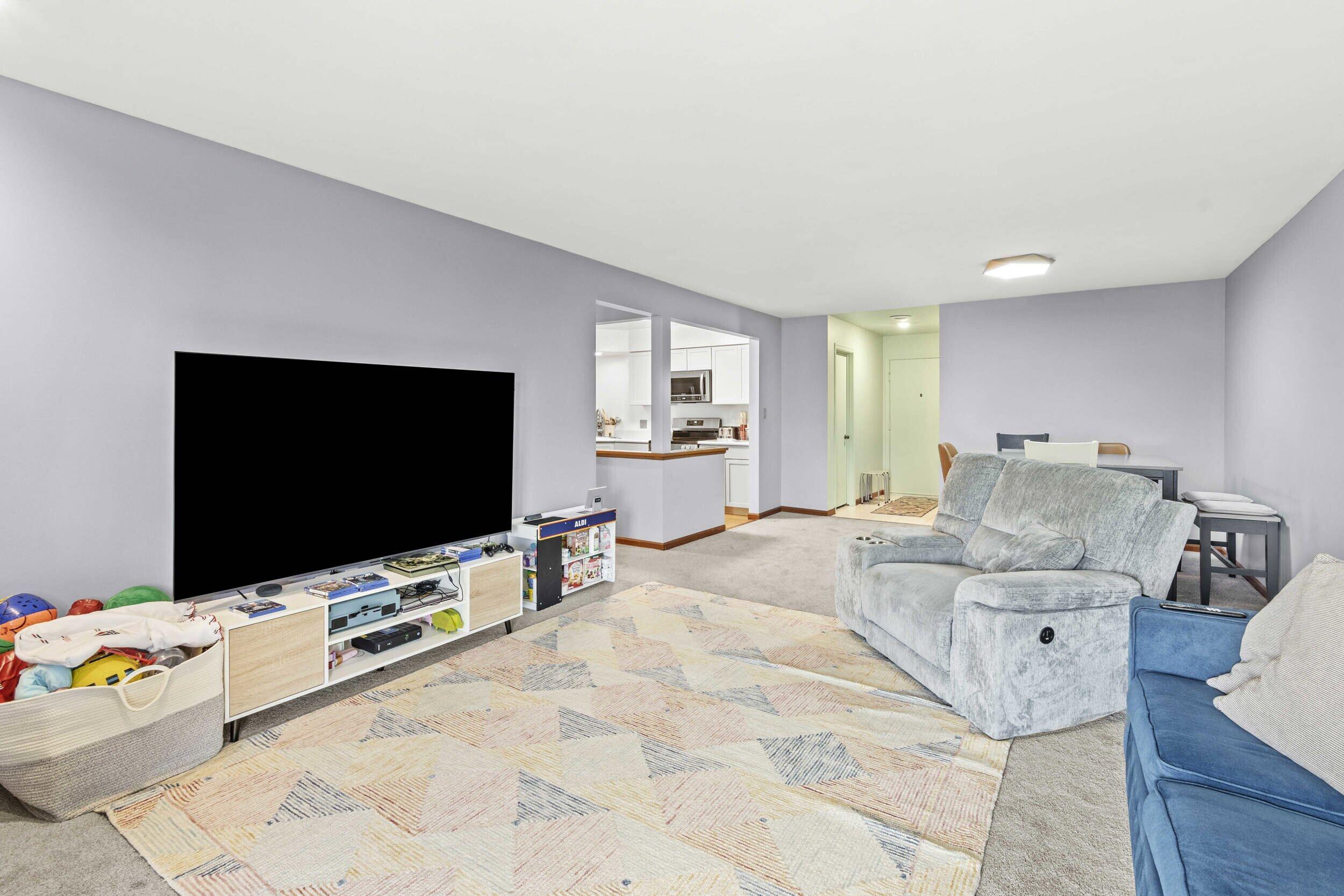 1725 Homan Drive 303