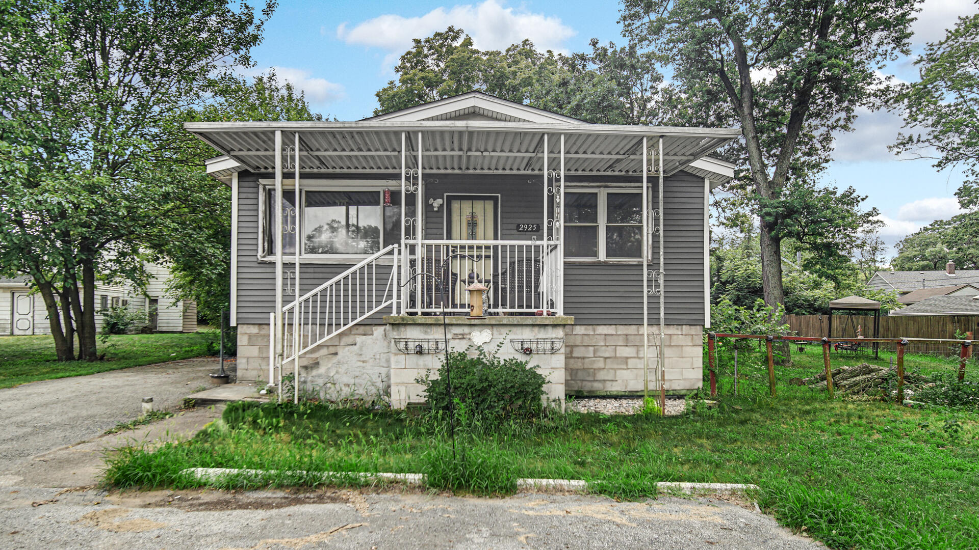 2925 W 40th Avenue