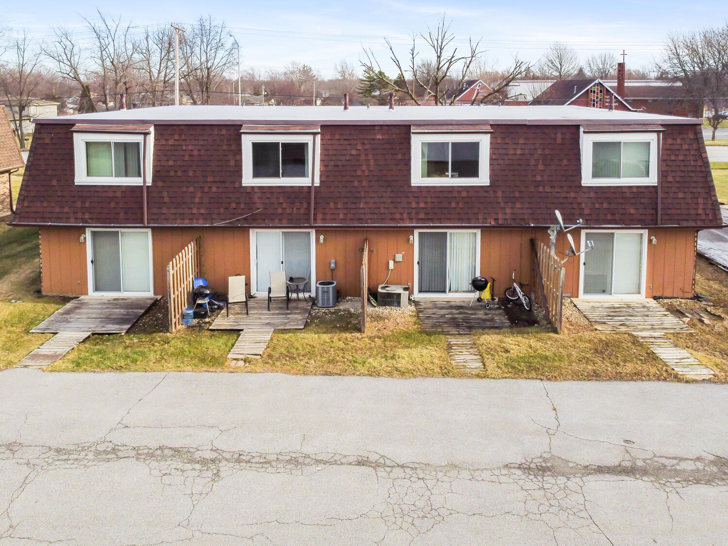 7636 Whitcomb Street