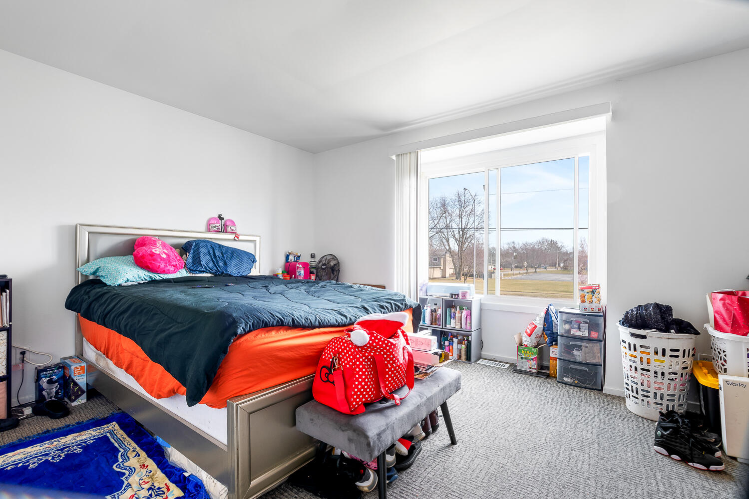 7636 Whitcomb Street