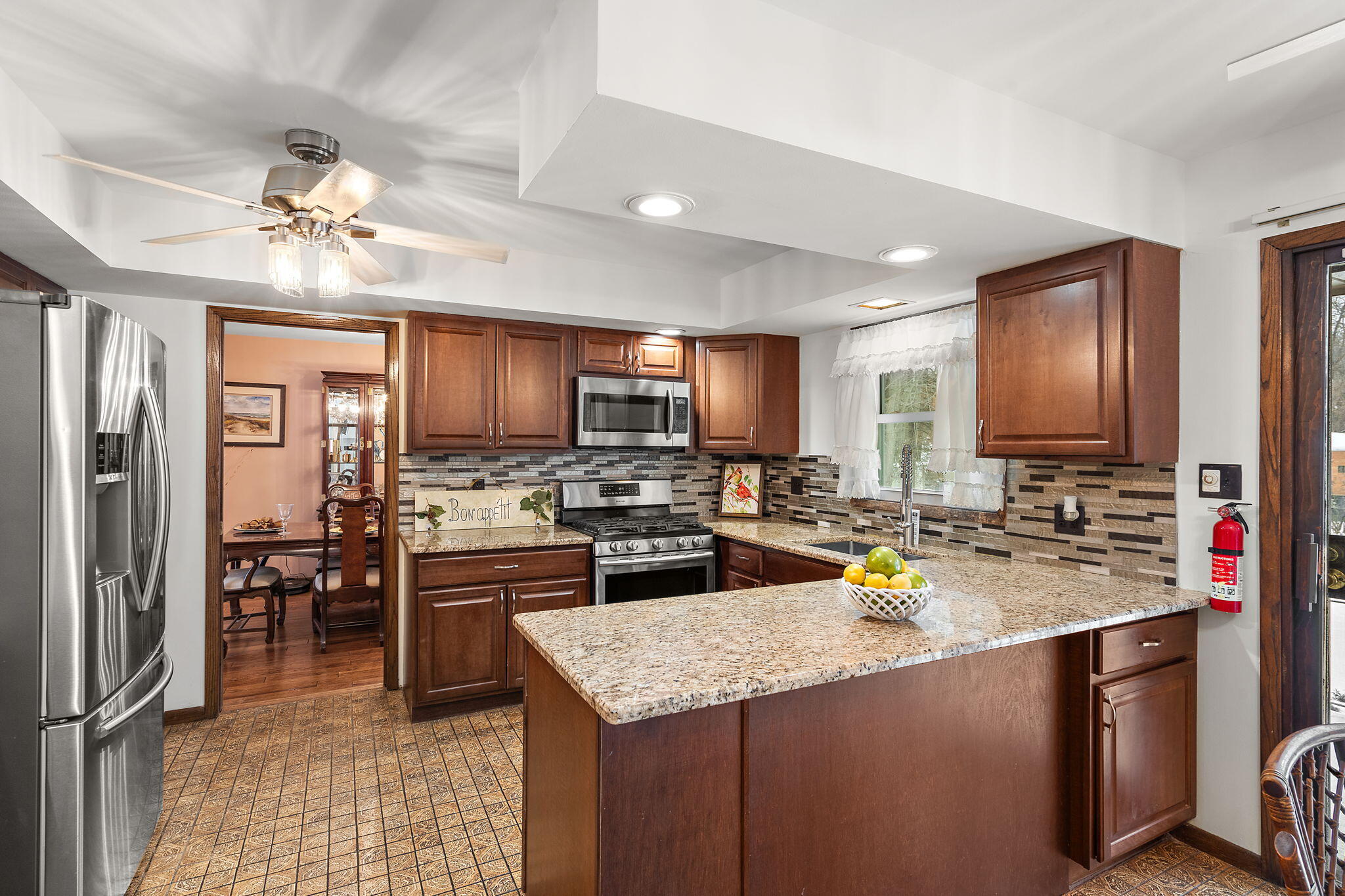 6938 Ironwood Avenue