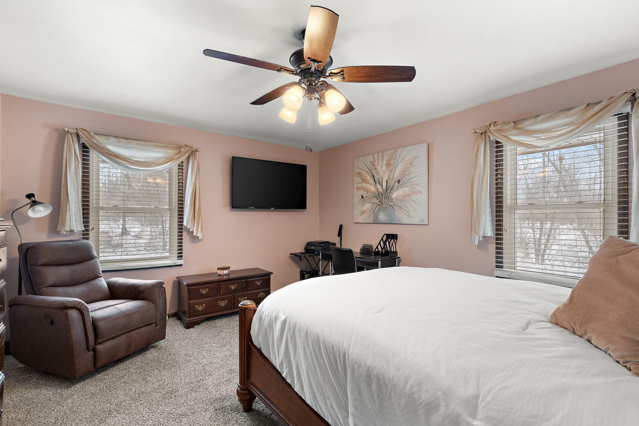 6938 Ironwood Avenue