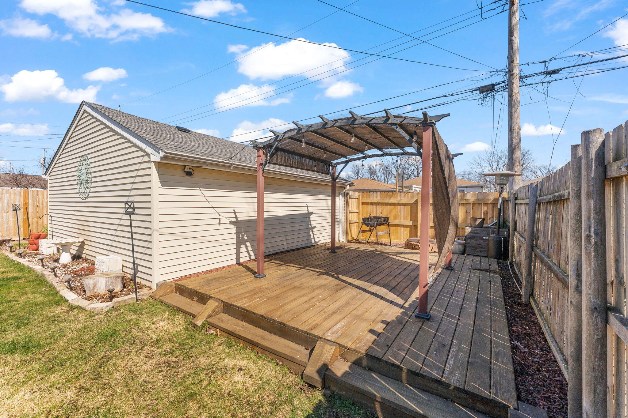 7039 California Avenue