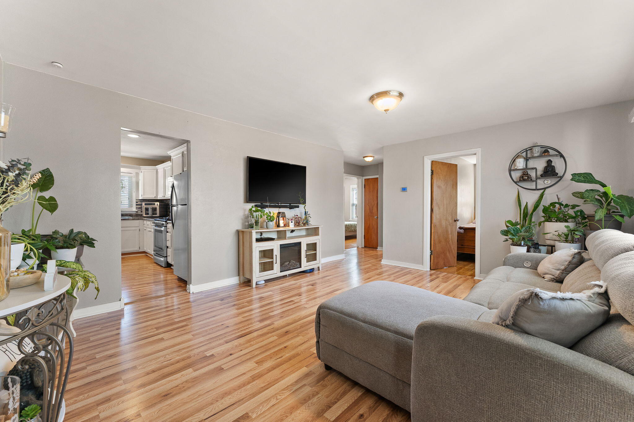 7039 California Avenue