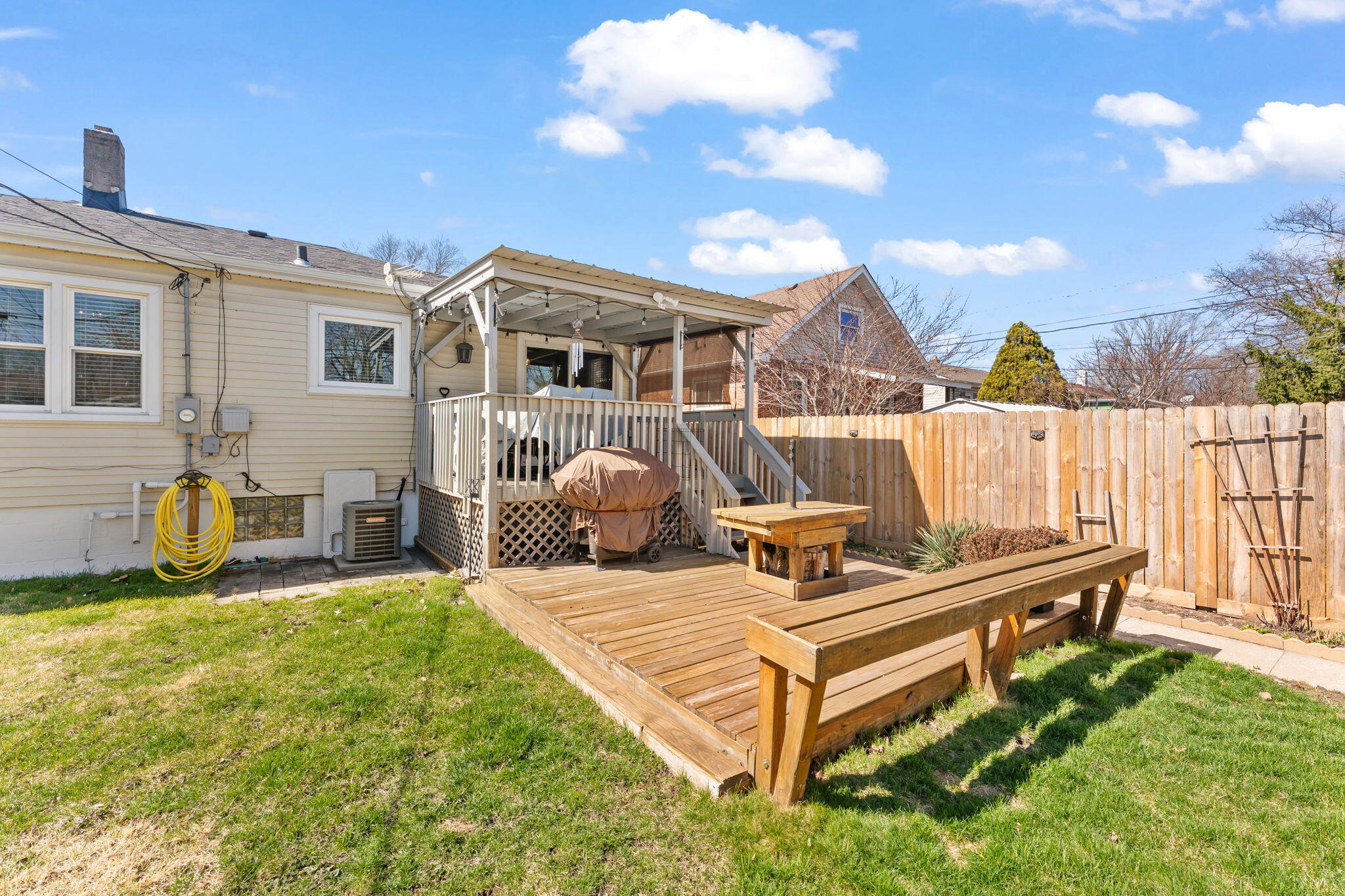 7039 California Avenue