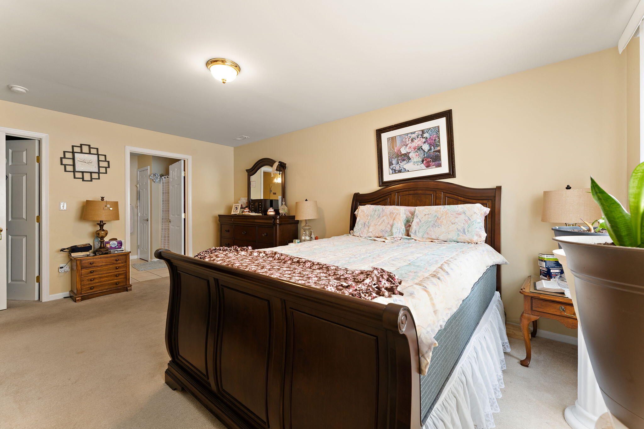 630 Cambridge Court Unit: 1b