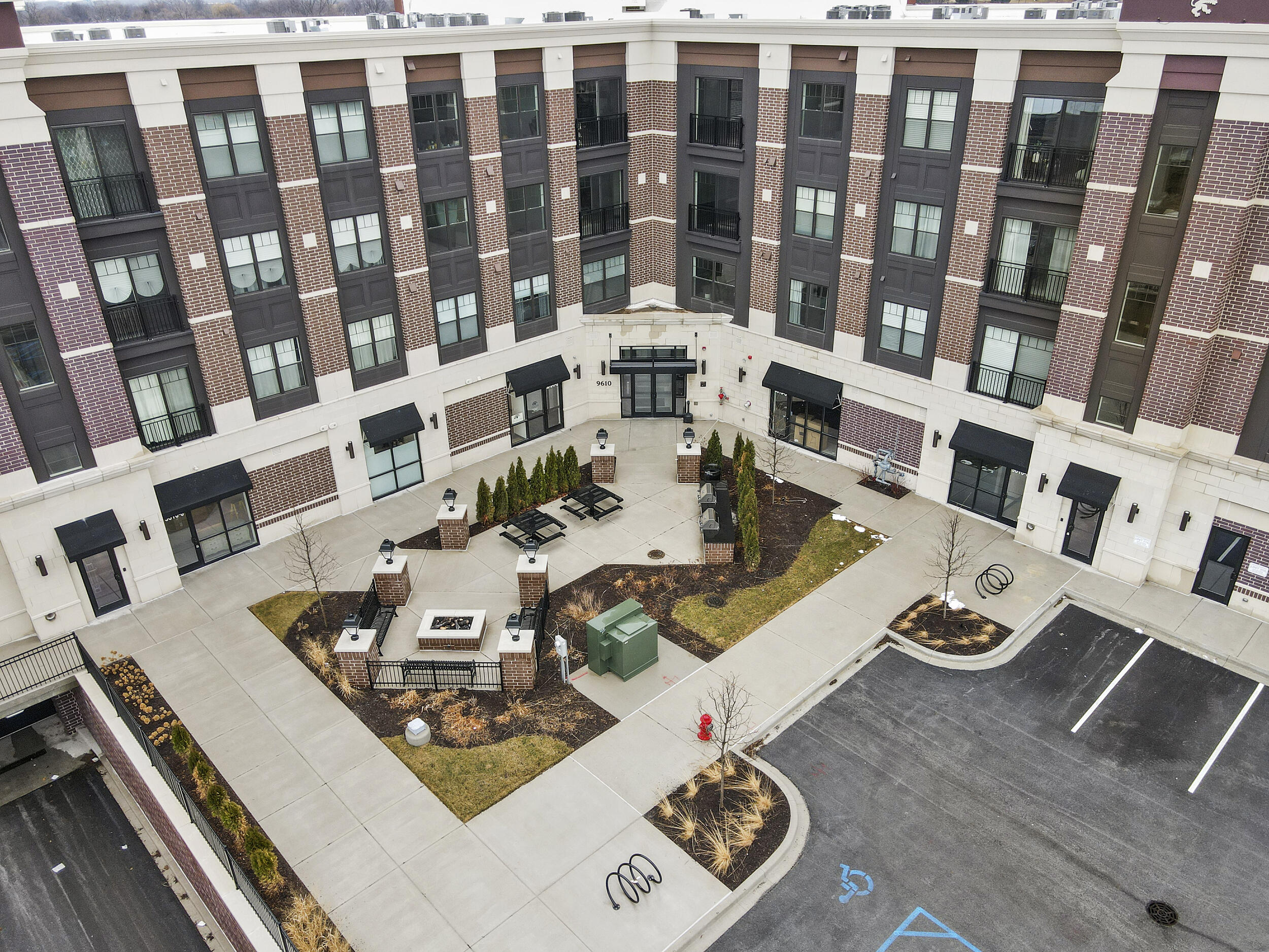 9610 N Centennial Drive Unit: 206