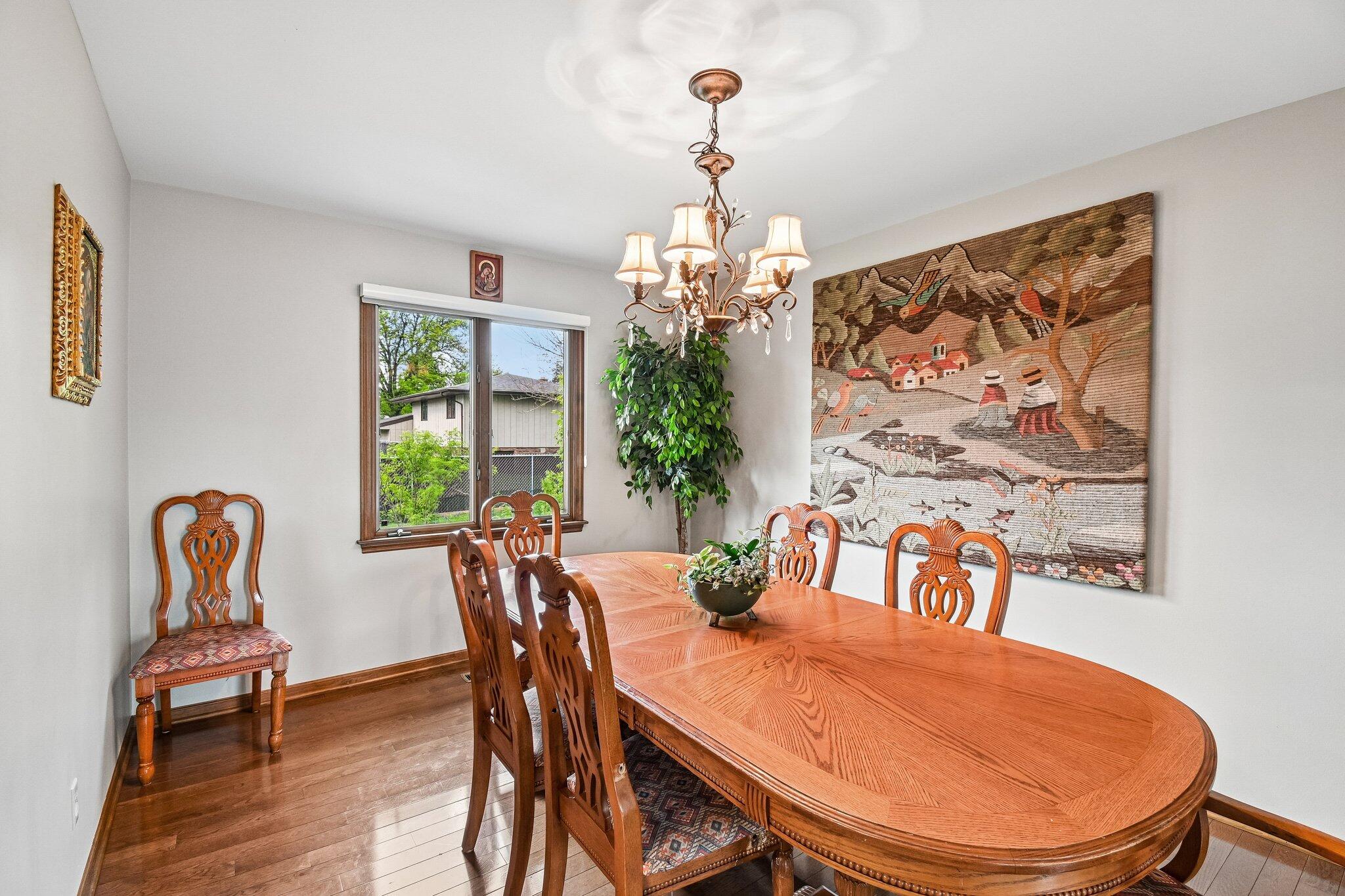 9618 Walnut Drive