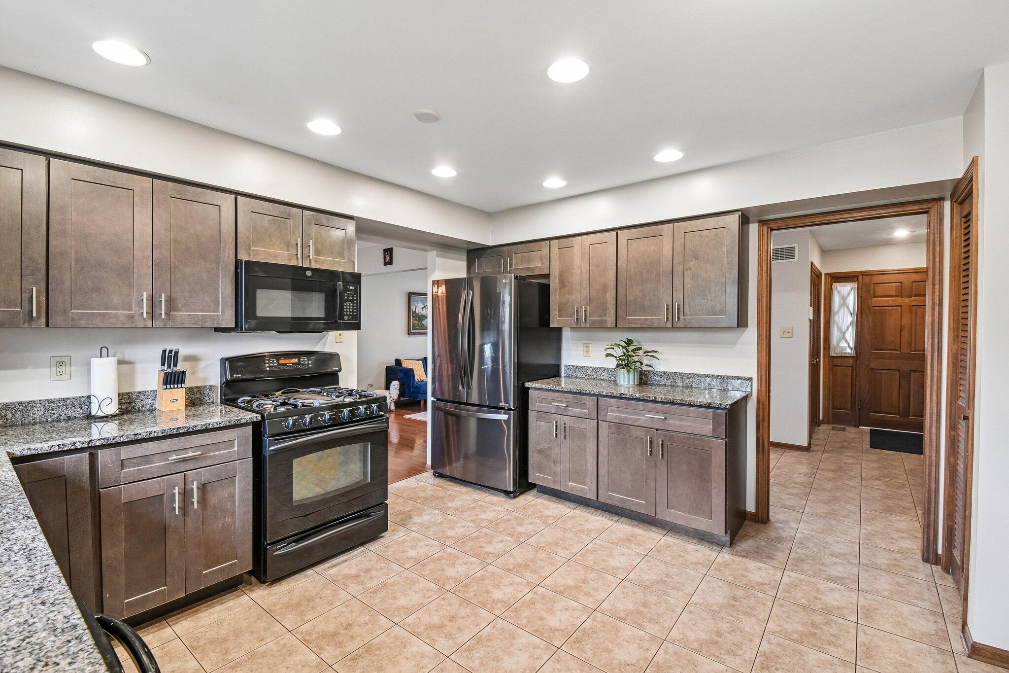 9618 Walnut Drive