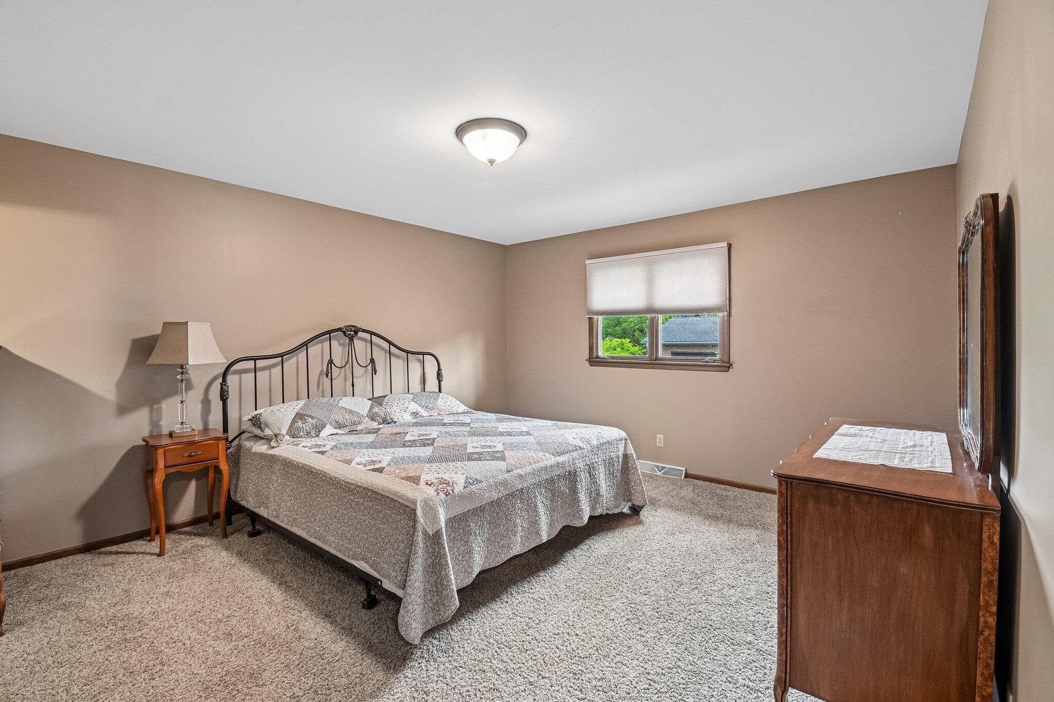 9618 Walnut Drive