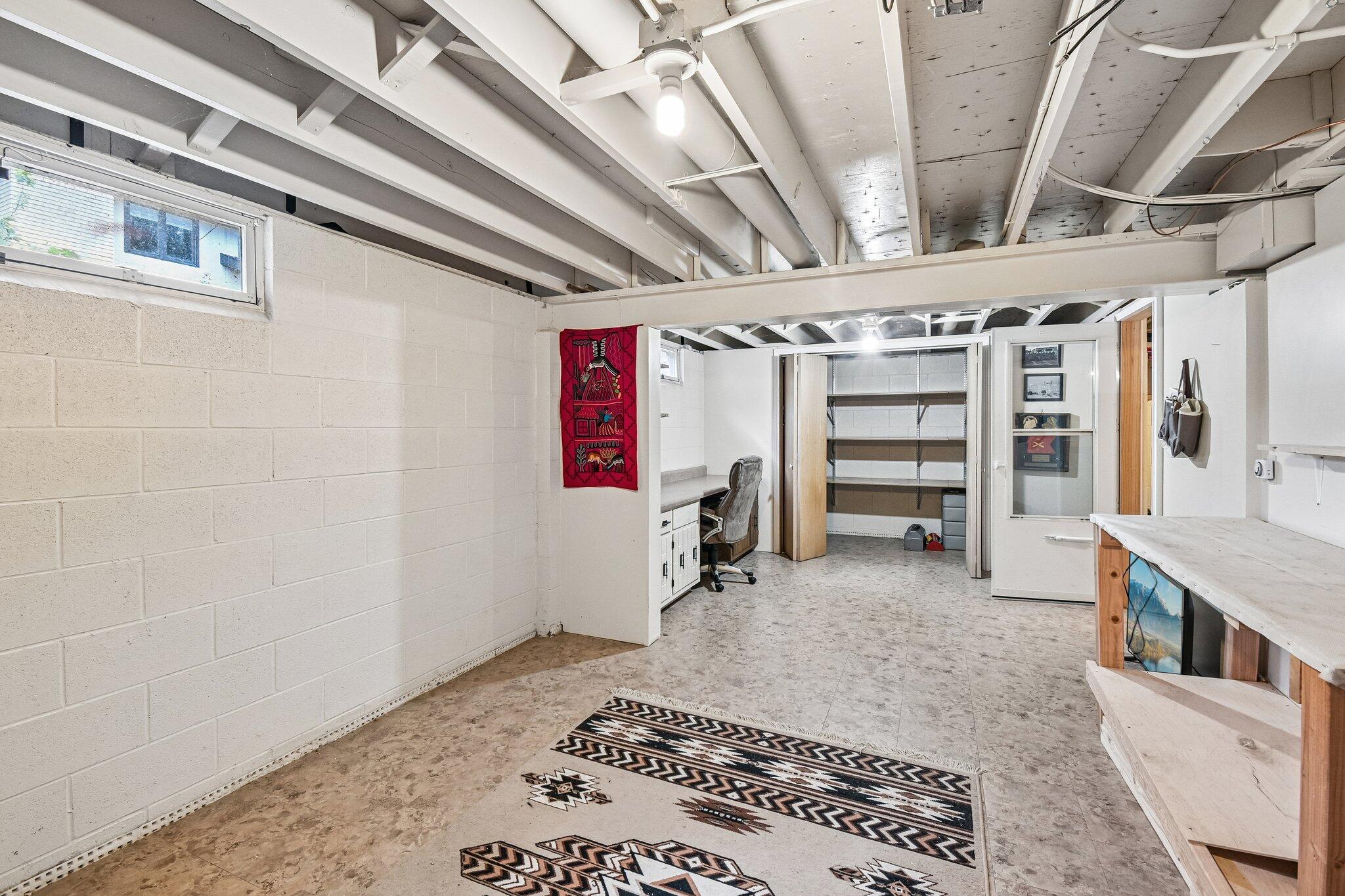 9618 Walnut Drive