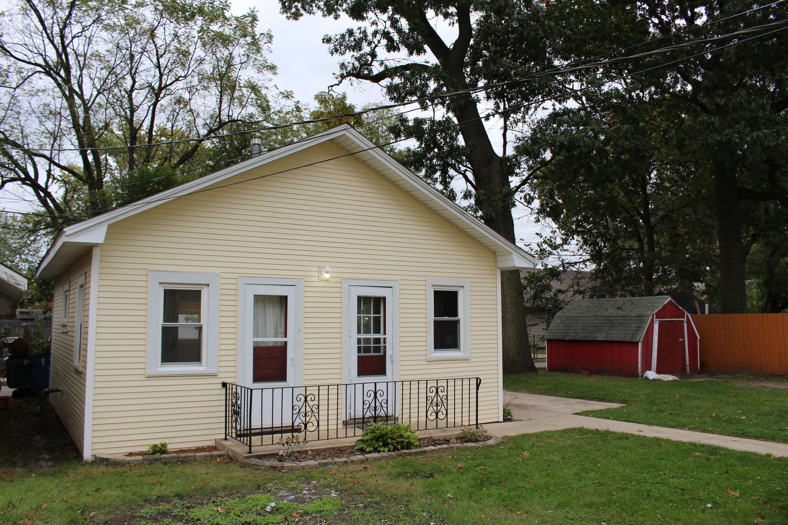 135 N Lindberg Street